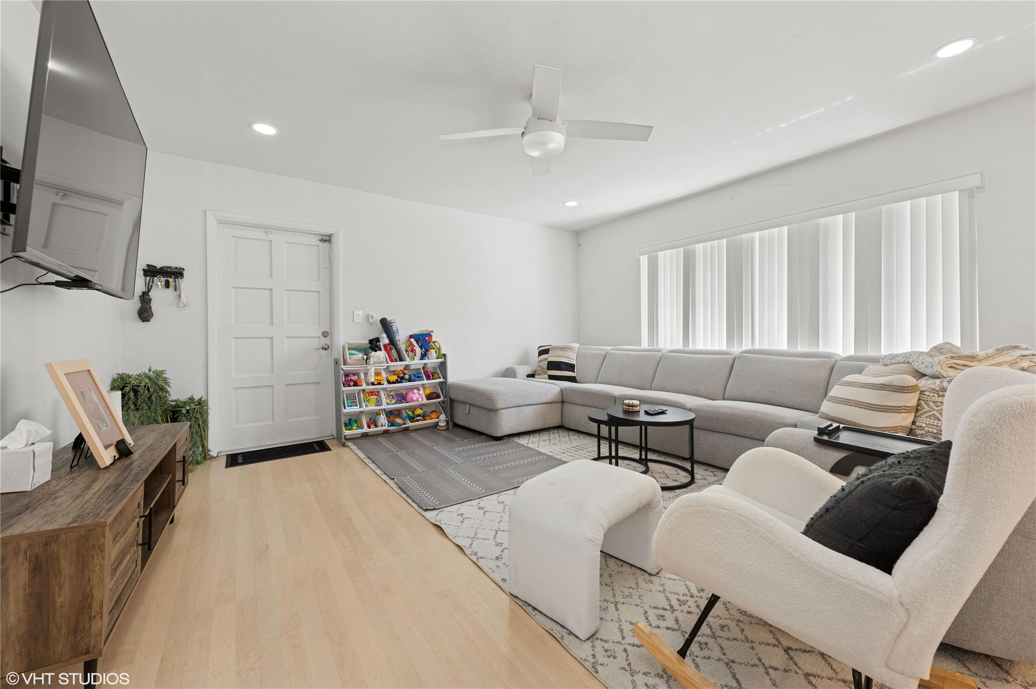 F10526201 Property Photo 4