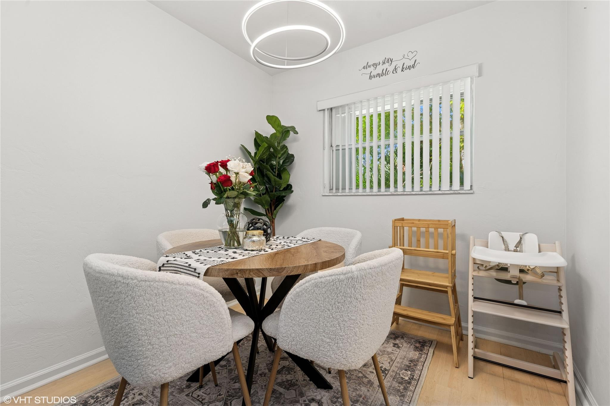 F10526201 Property Photo 7
