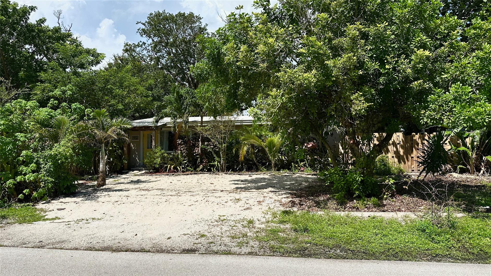 3051 Sw 13th Ct #1 Property Photo 1