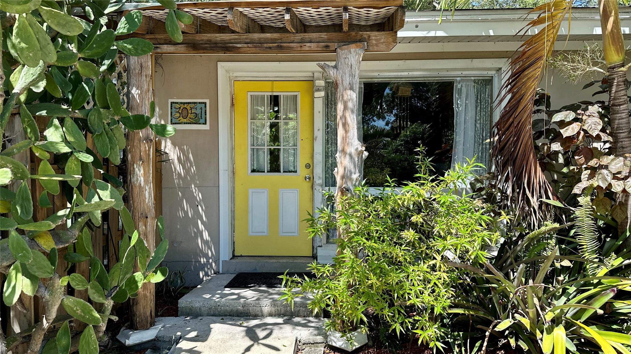 3051 Sw 13th Ct #1 Property Photo 2