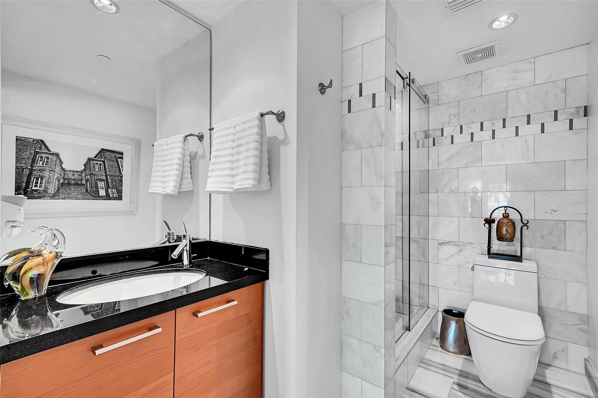 101 S Fort Lauderdale Beach Blvd 208 Property Photo 9