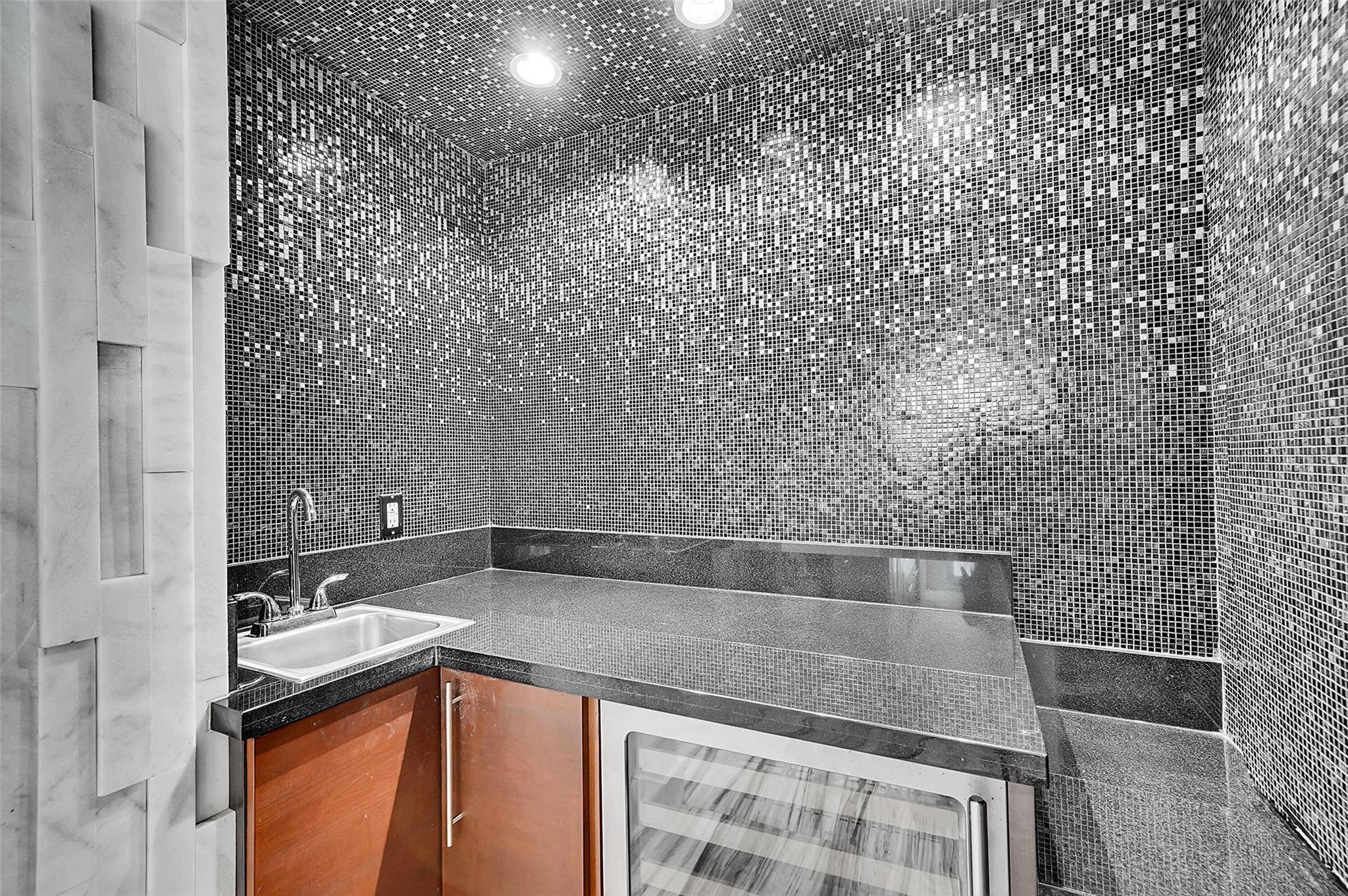 101 S Fort Lauderdale Beach Blvd 208 Property Photo 17