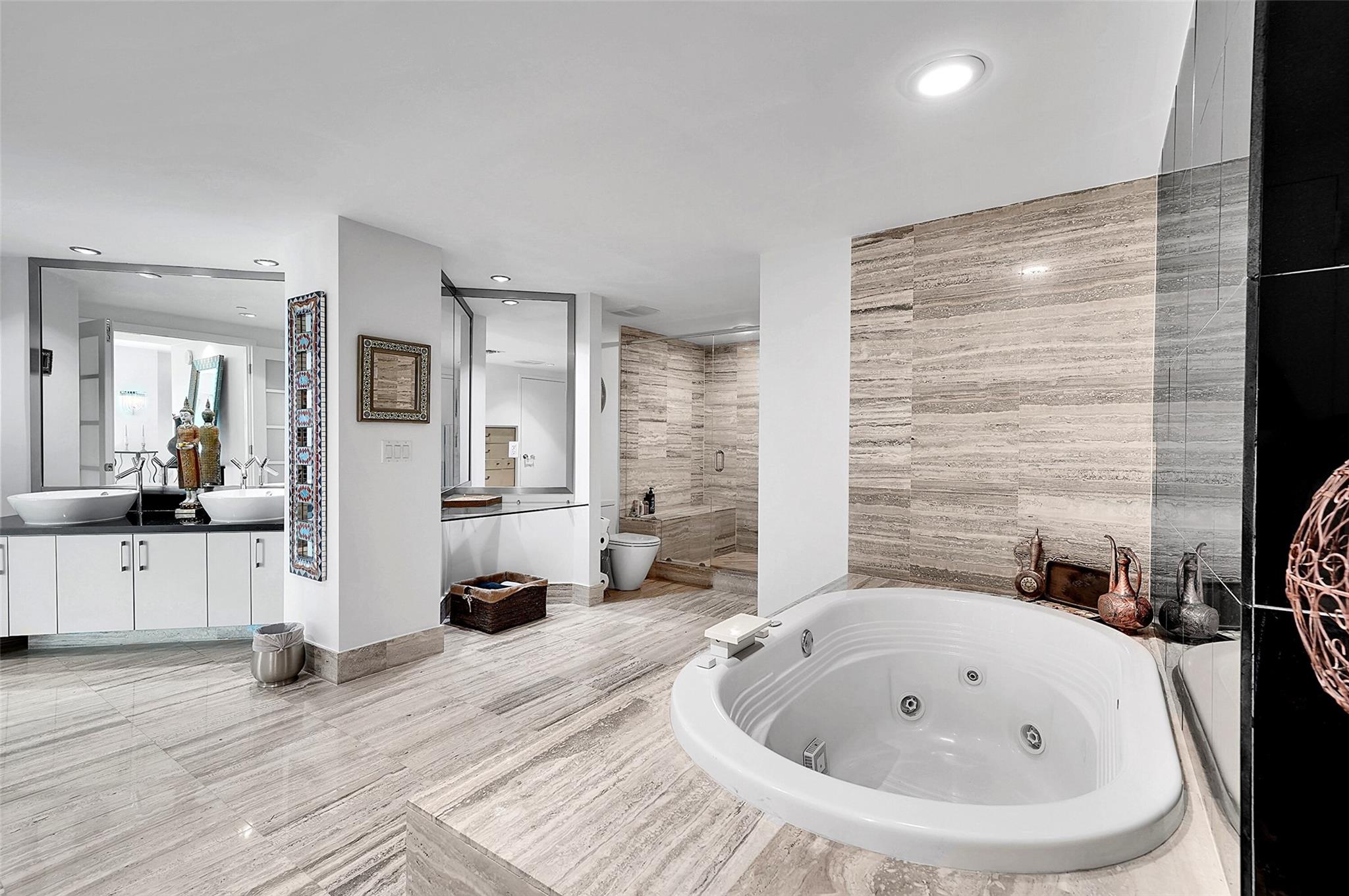 101 S Fort Lauderdale Beach Blvd 208 Property Photo 29