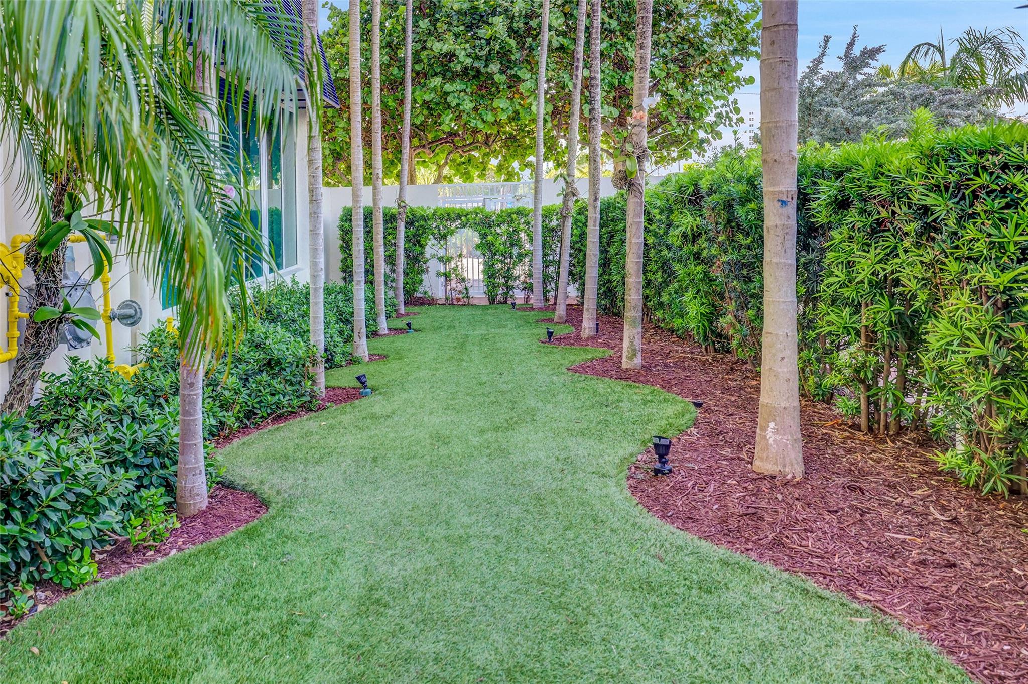 101 S Fort Lauderdale Beach Blvd 208 Property Photo 45