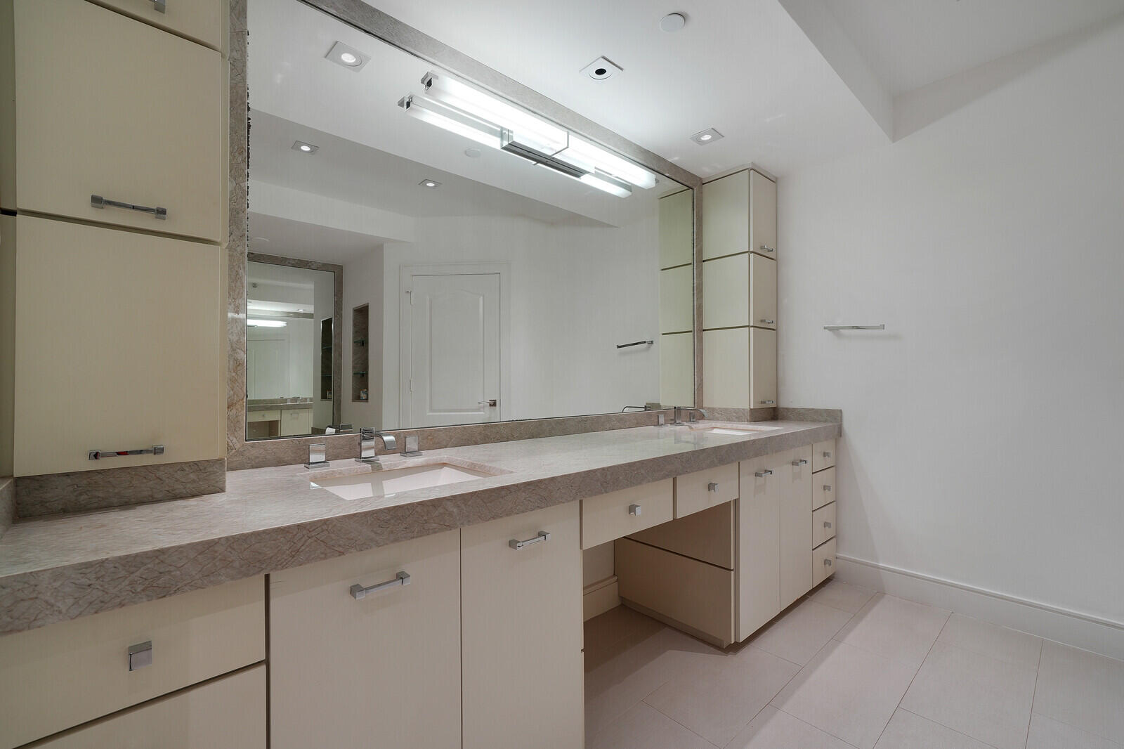 550 Se Mizner Boulevard B209 Property Photo 36