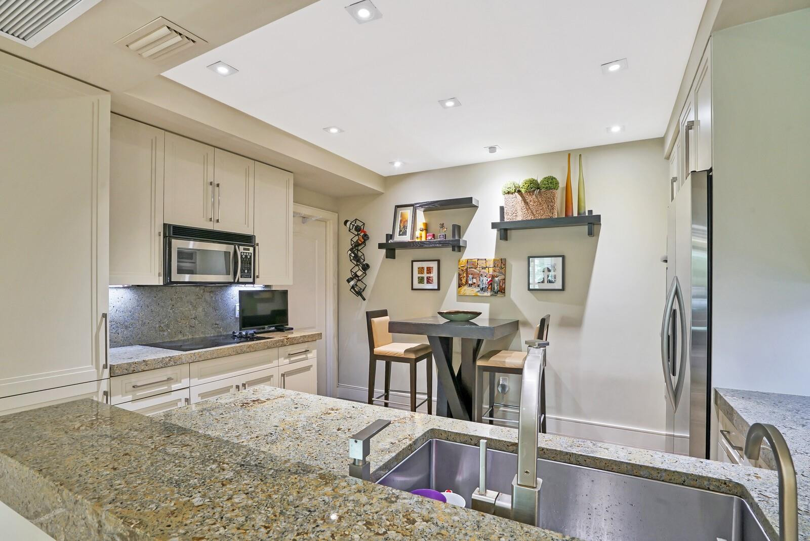 550 Se Mizner Boulevard B209 Property Photo 60