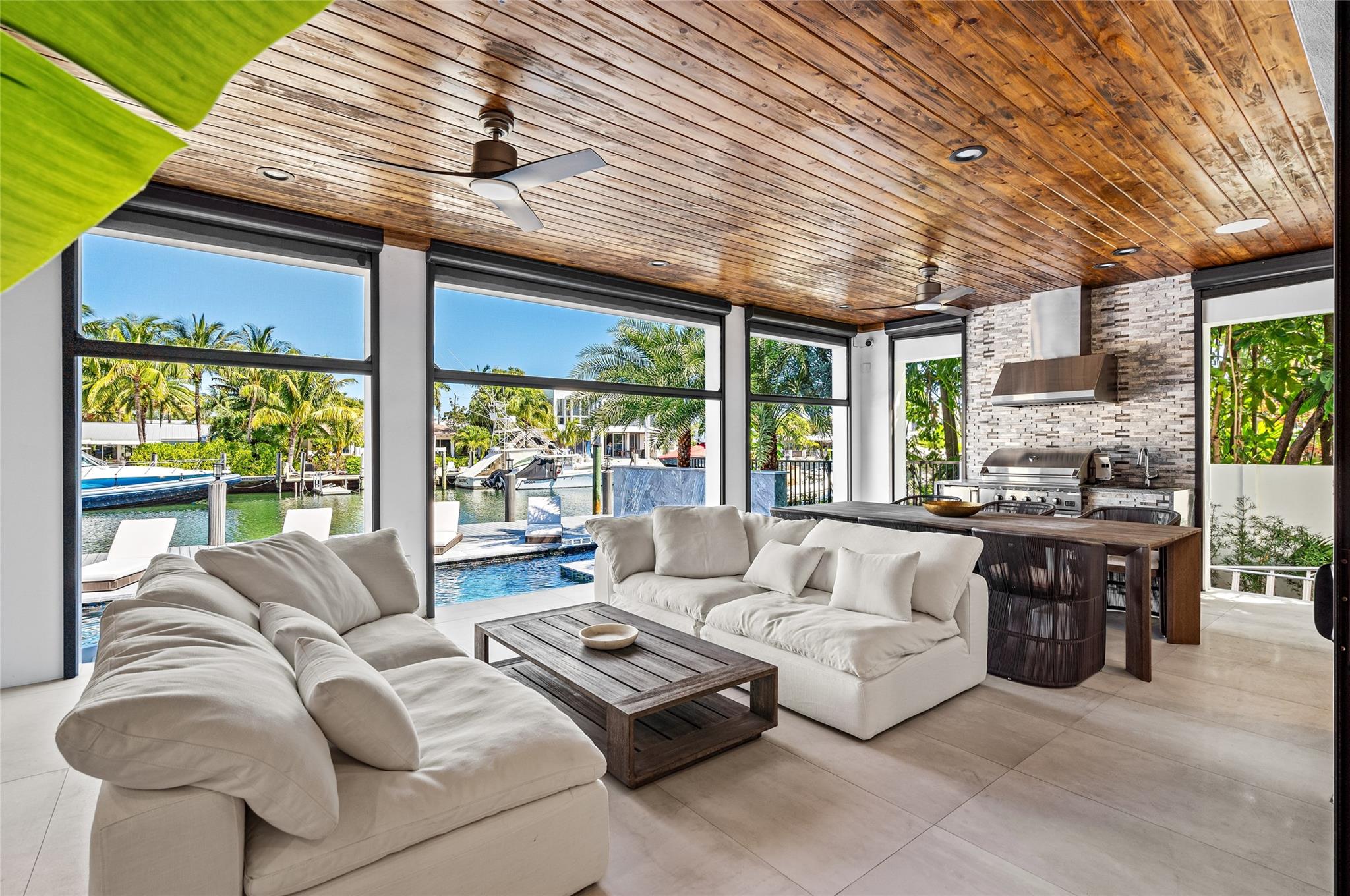 1523 Se 12th St Property Photo 13