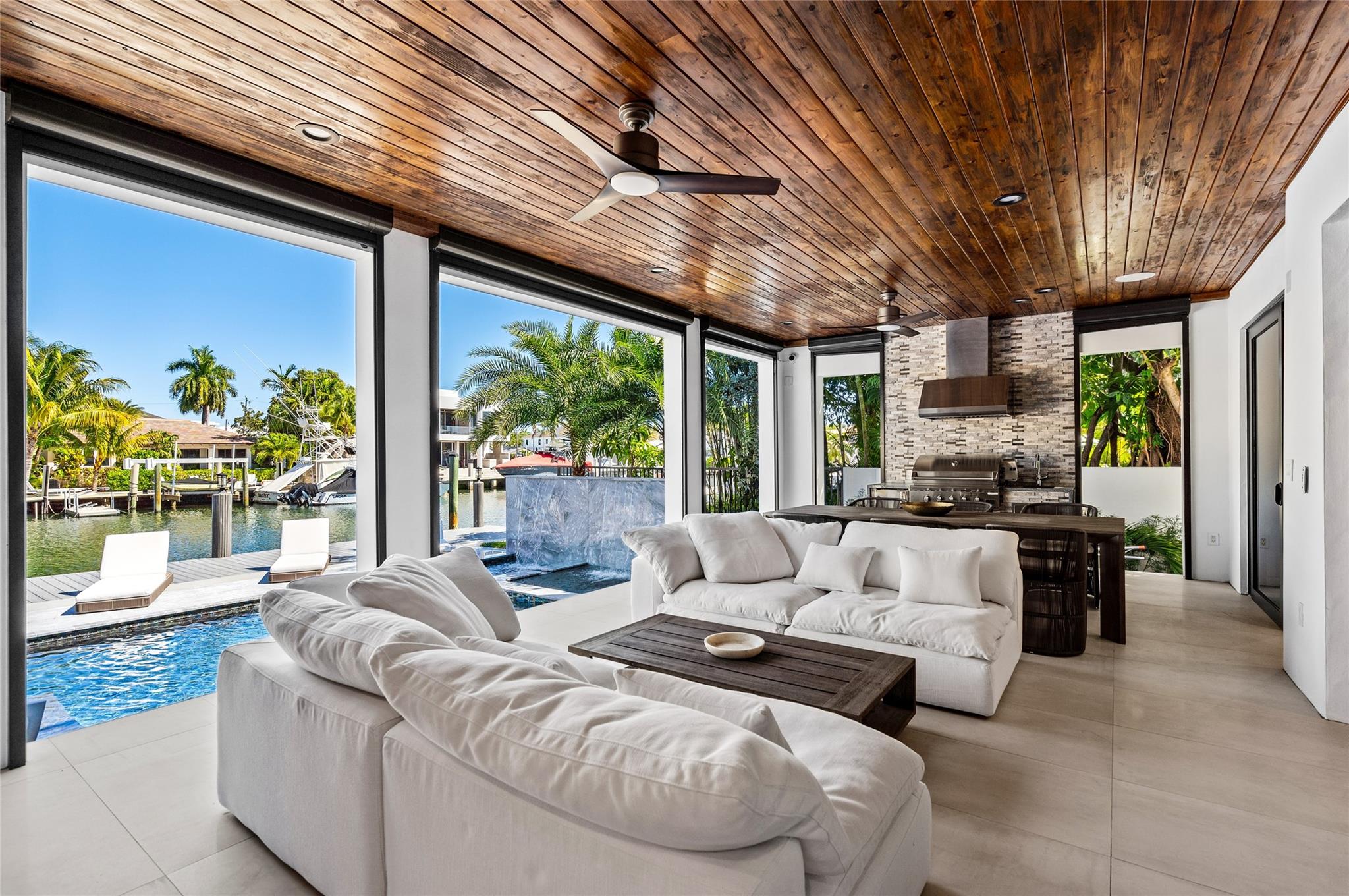 1523 Se 12th St Property Photo 14