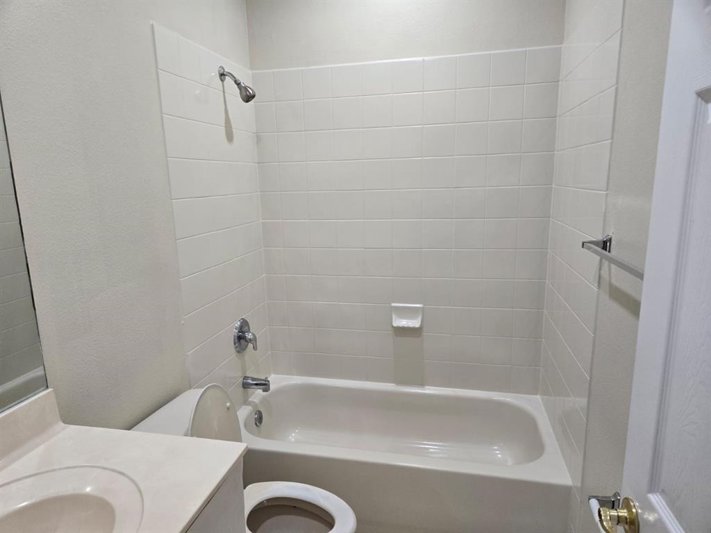 8433 Sw 25th Court 102 Property Photo 13