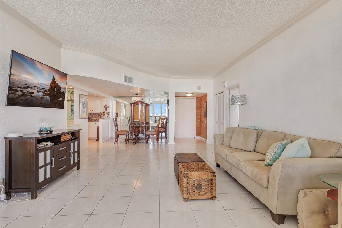 2100 S Ocean Lane 2509ph Property Photo 8