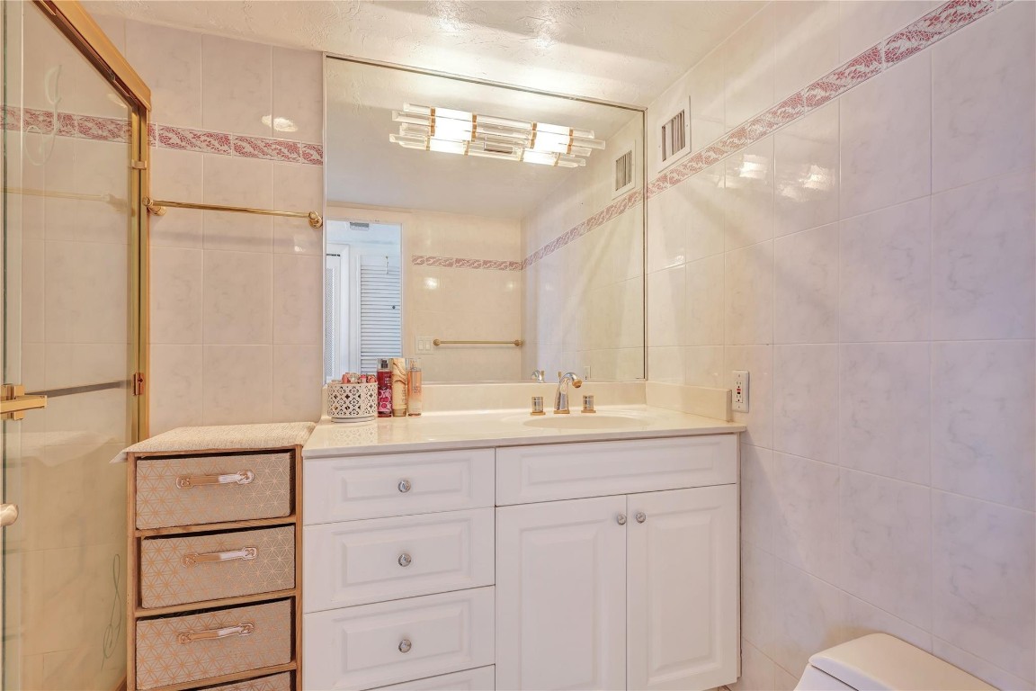 2100 S Ocean Lane 2509ph Property Photo 17