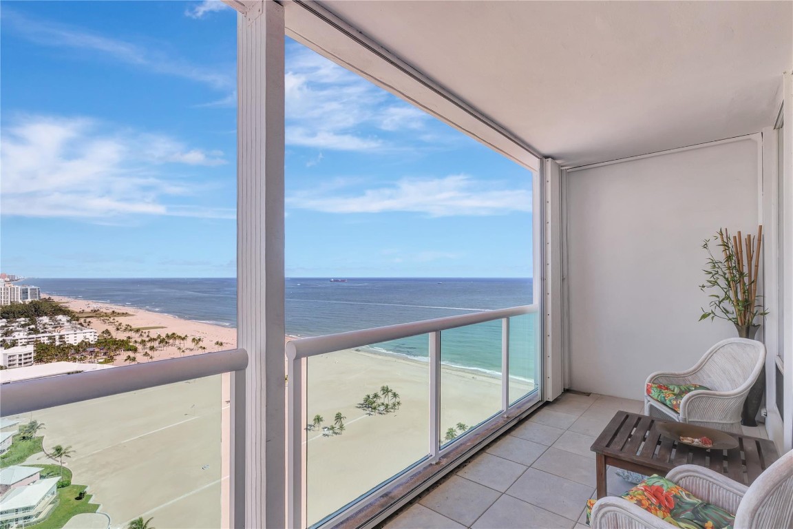 2100 S Ocean Lane 2509ph Property Photo 20