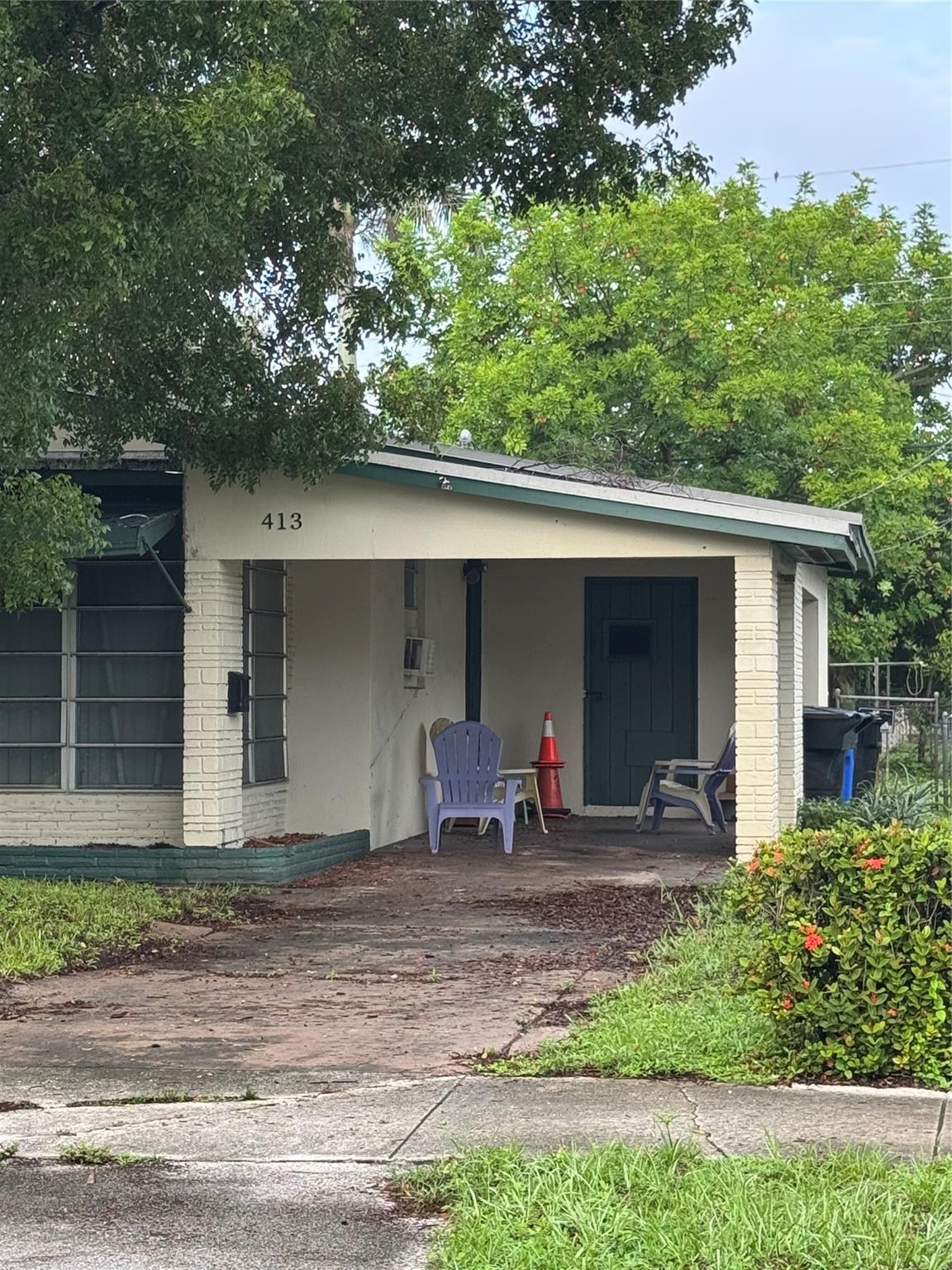 413 Sw 24th Ave Property Photo 1