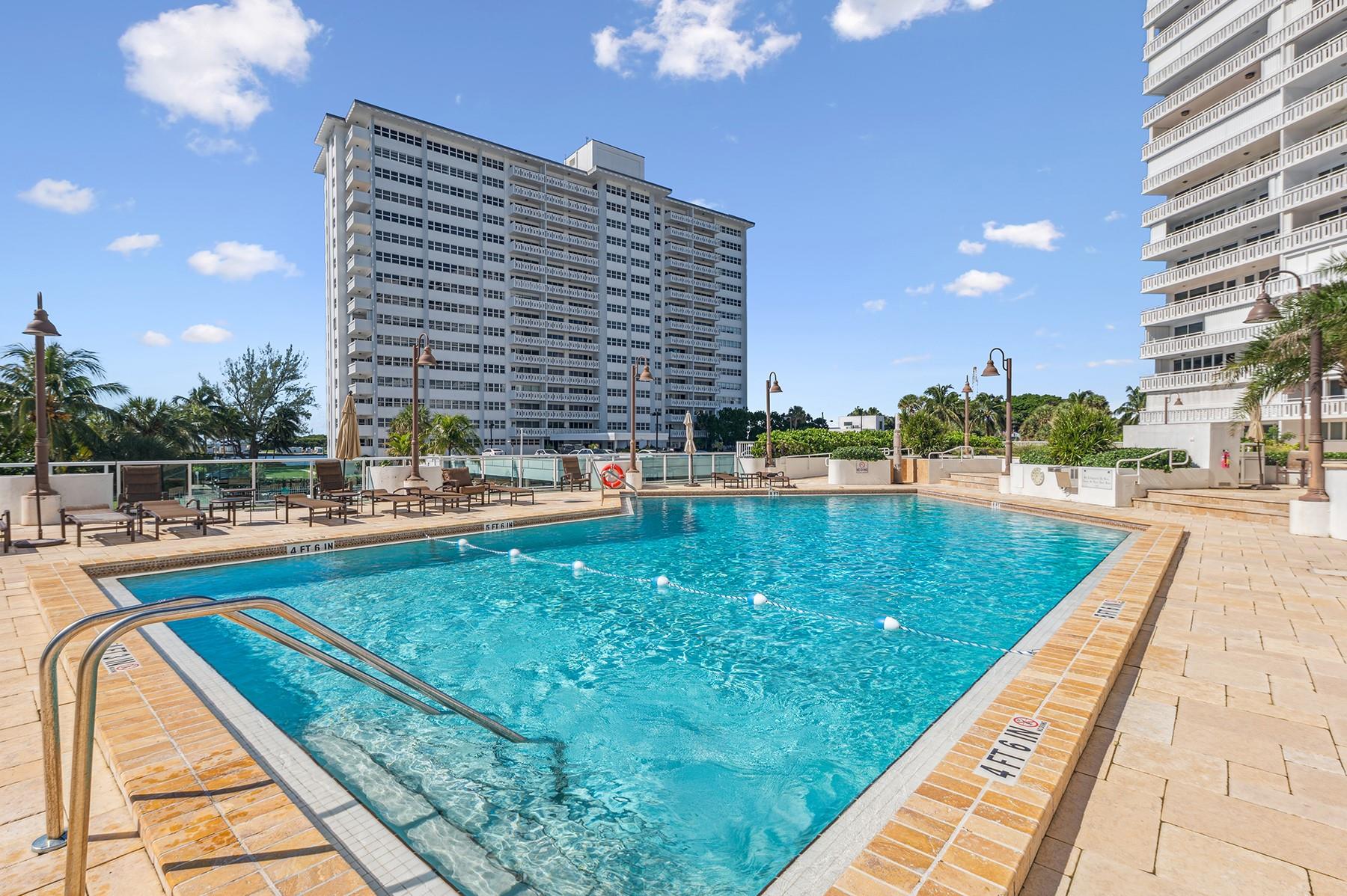 2000 S Ocean Dr 208 Property Photo 9