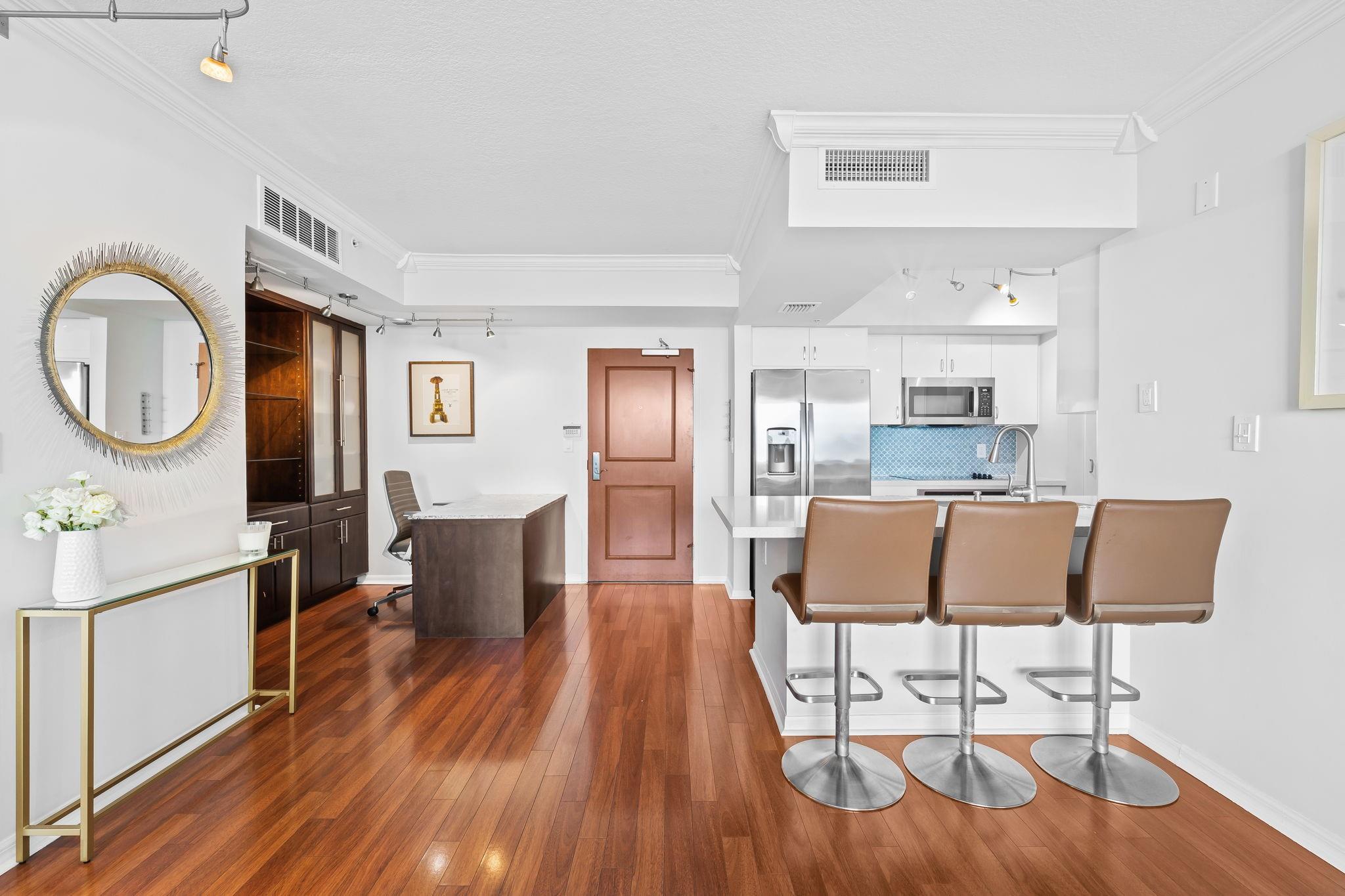 347 N New River Dr E 2102 Property Photo 6