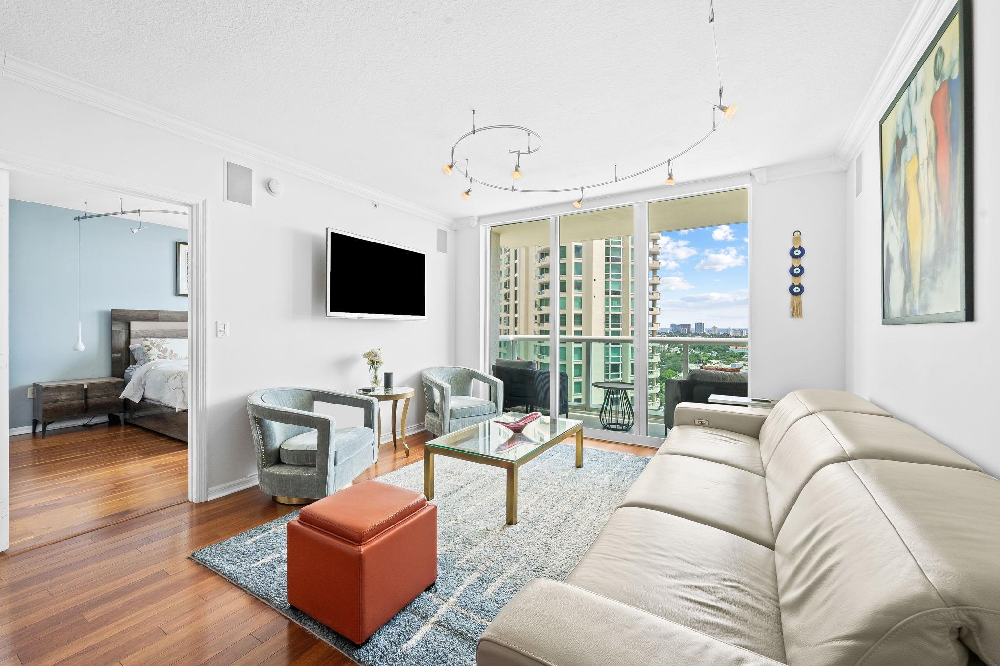 347 N New River Dr E 2102 Property Photo 8