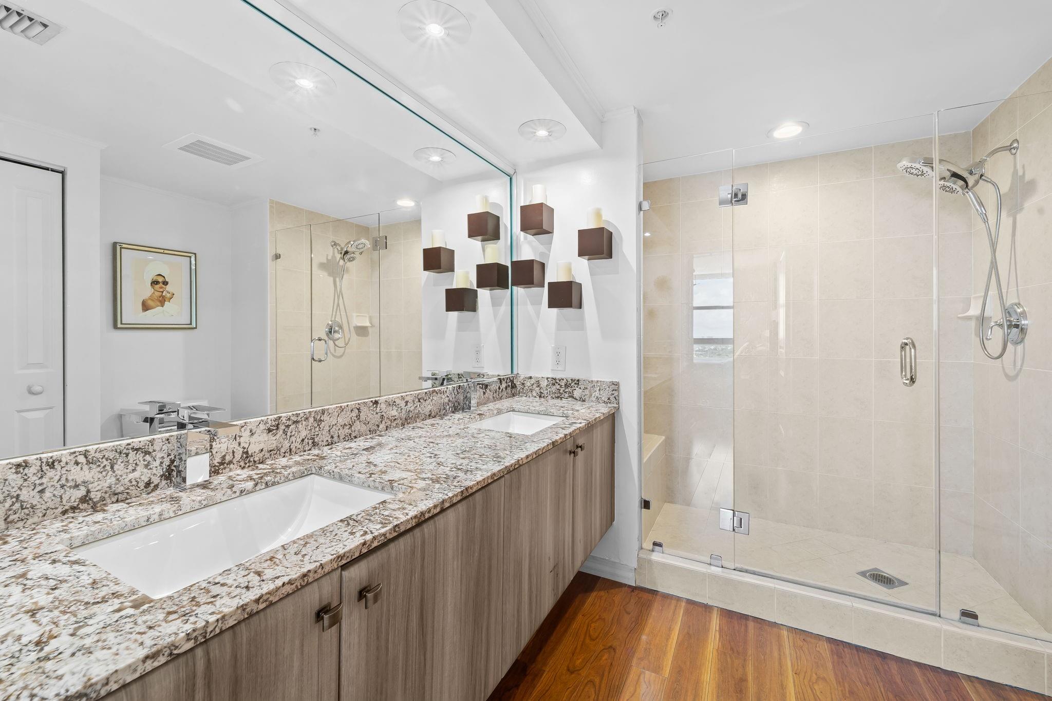 347 N New River Dr E 2102 Property Photo 19