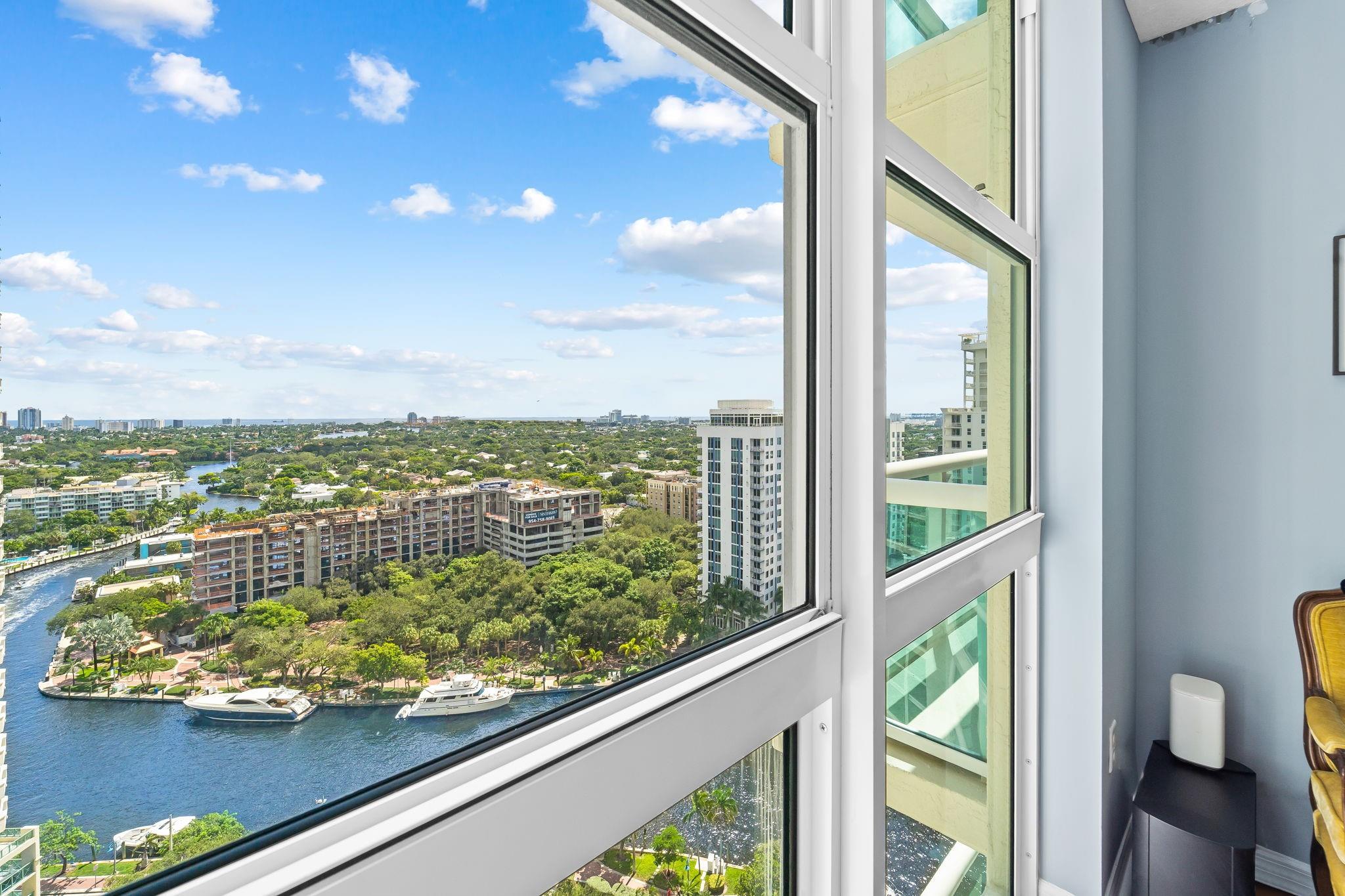 347 N New River Dr E 2102 Property Photo 24