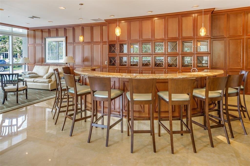 347 N New River Dr E 2102 Property Photo 36