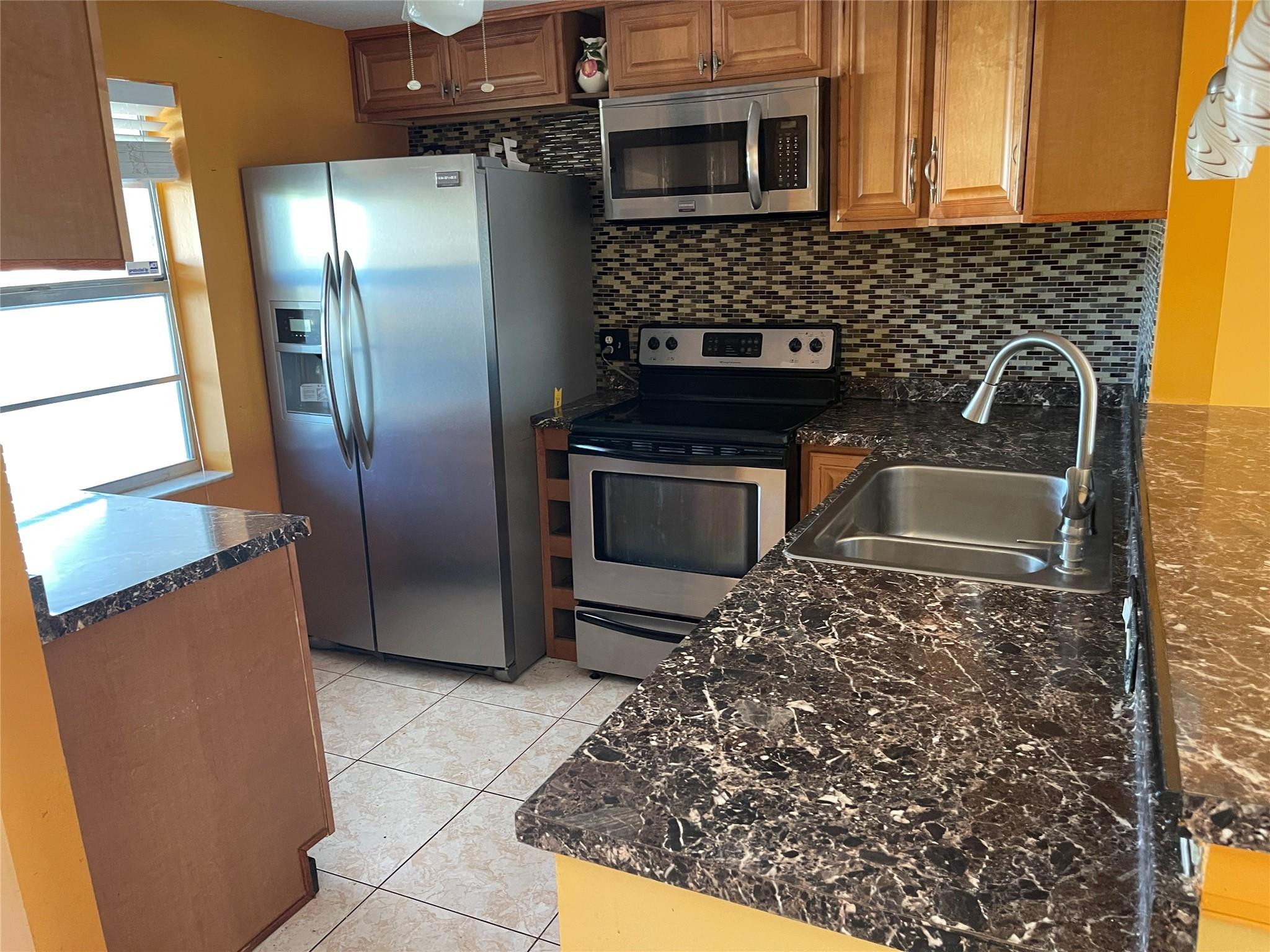 1025 Country Club Drive 407 Property Photo 1