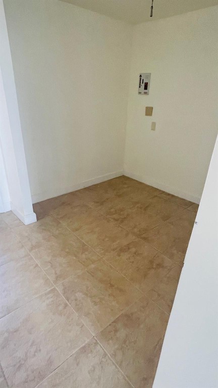 5111 W Oakland Park Boulevard 306 Property Photo 7