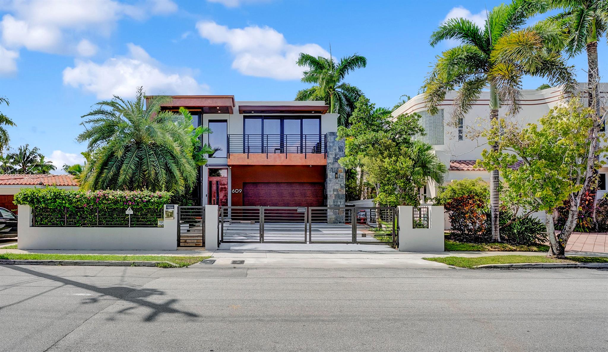 609 Poinciana Dr Property Photo 10