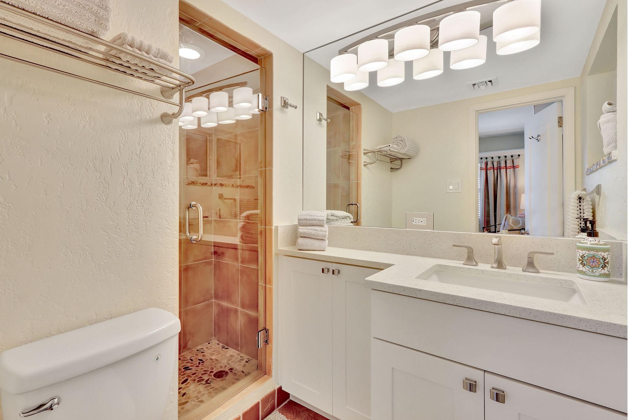 2000 S Ocean Ln 13 Property Photo 18