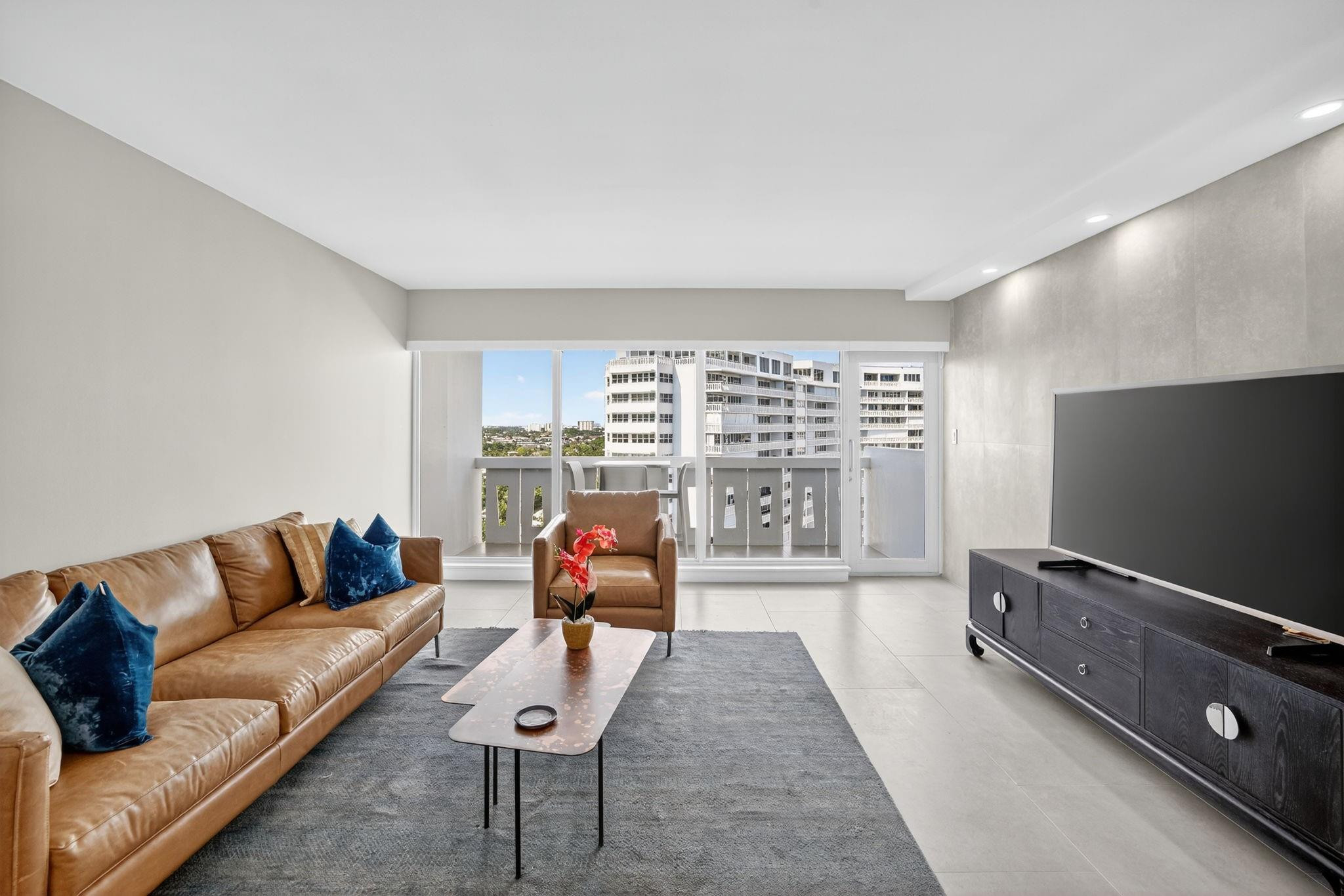 2100 S Ocean Drive 15e Property Photo 13