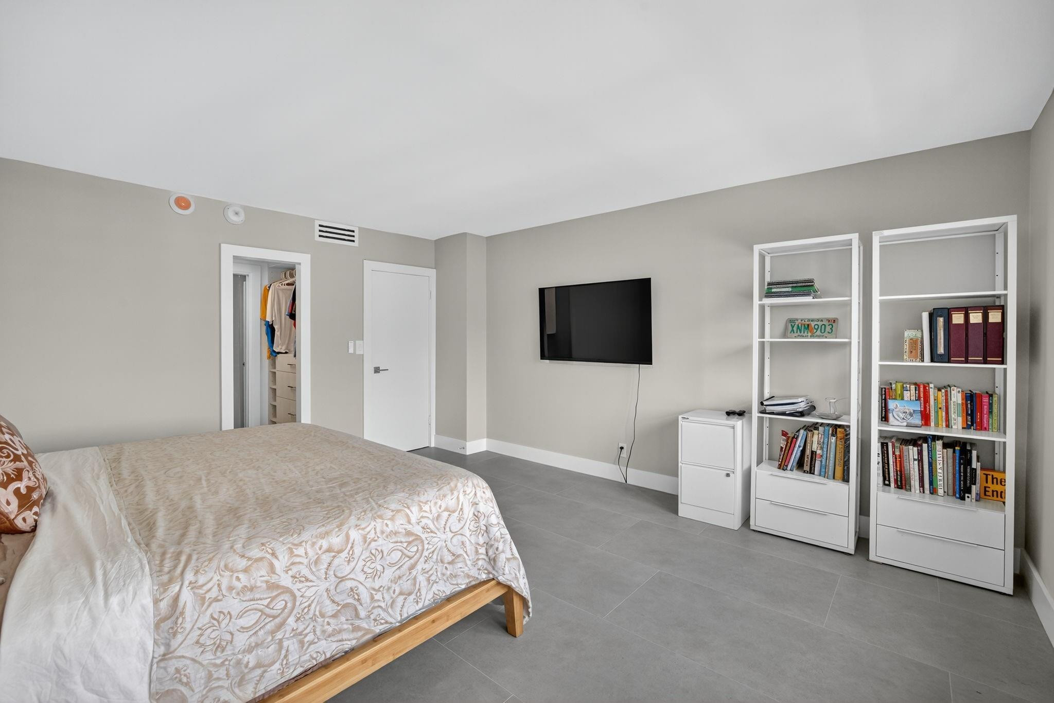 2100 S Ocean Drive 15e Property Photo 21
