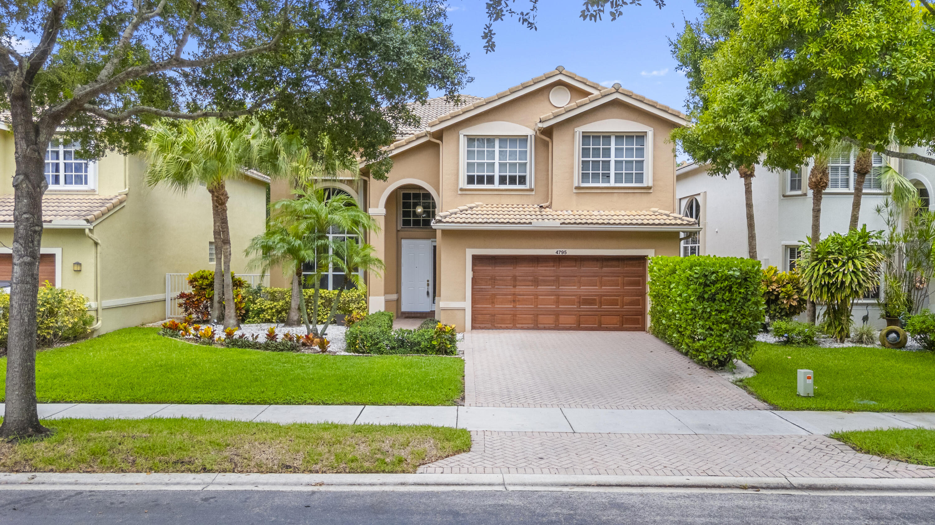 4795 S Classical Boulevard Property Photo 8