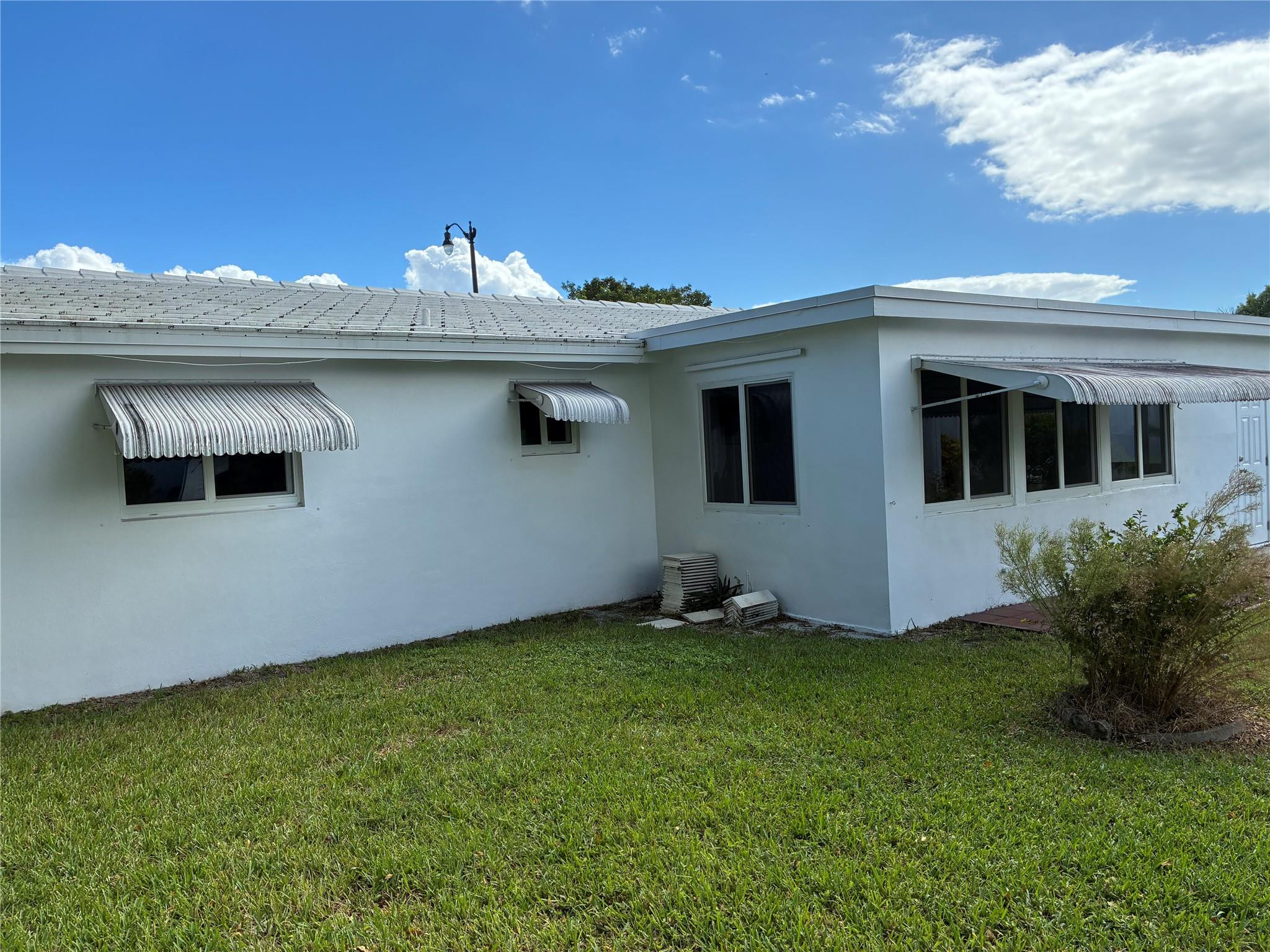 3021 E Golf Boulevard Property Photo 2