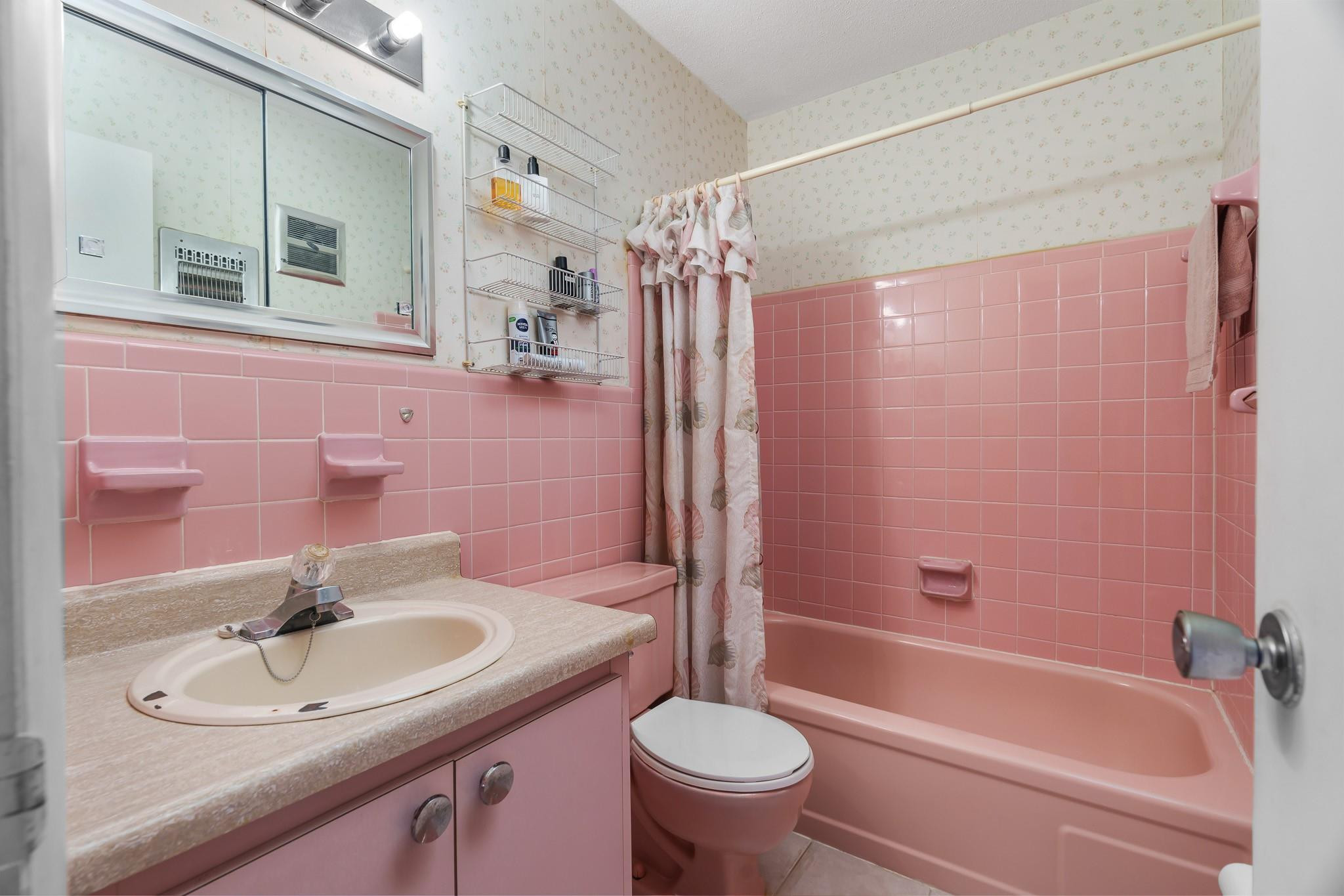 2106 Ne 56th Court 204 Property Photo 9