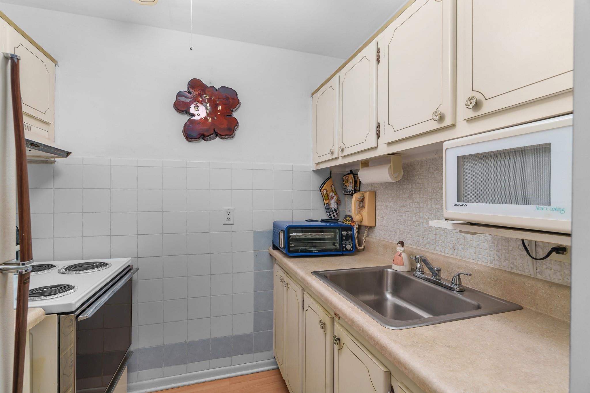 2106 Ne 56th Court 204 Property Photo 12
