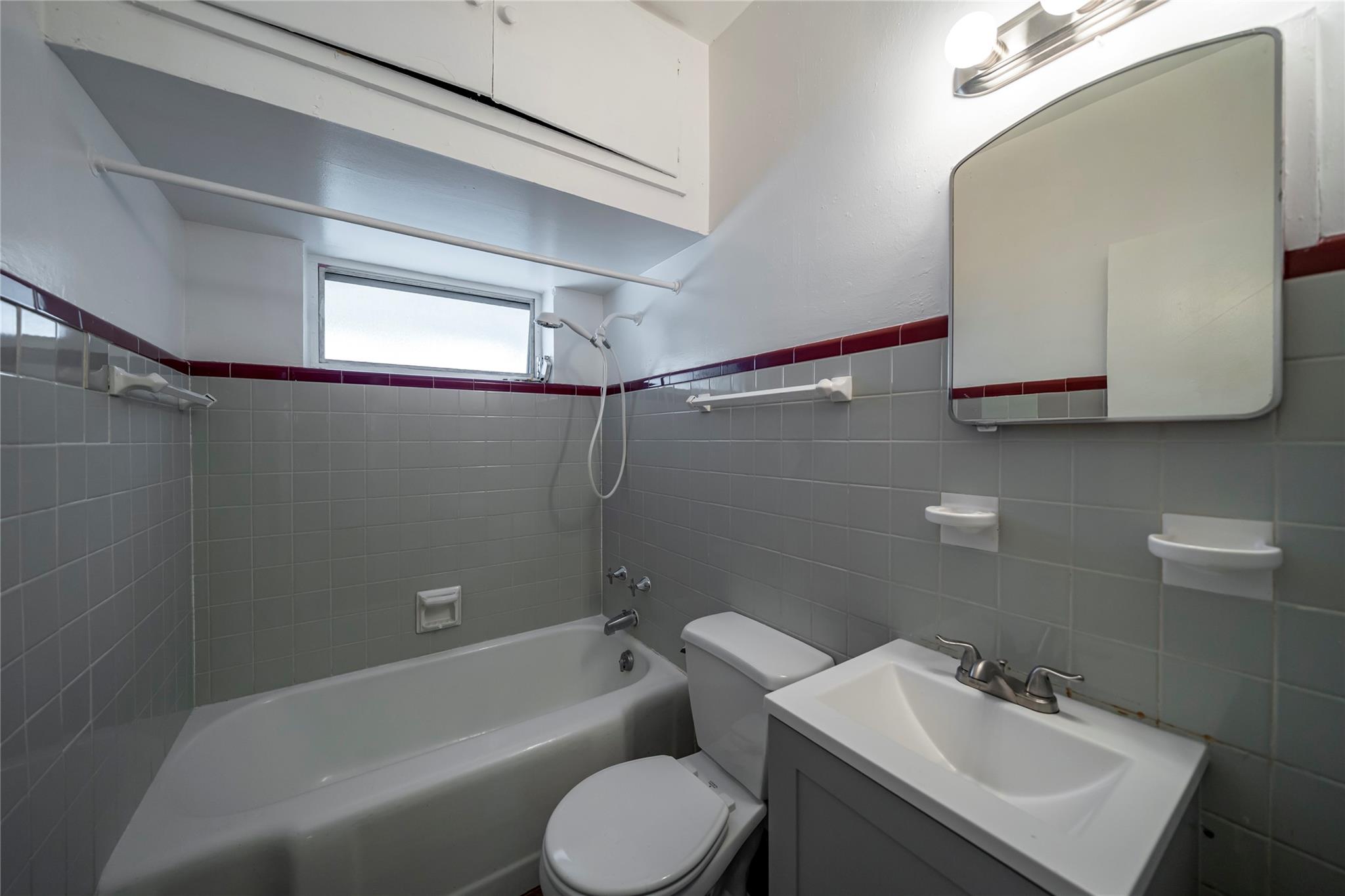 115 Ne 4th St 4 Property Photo 11