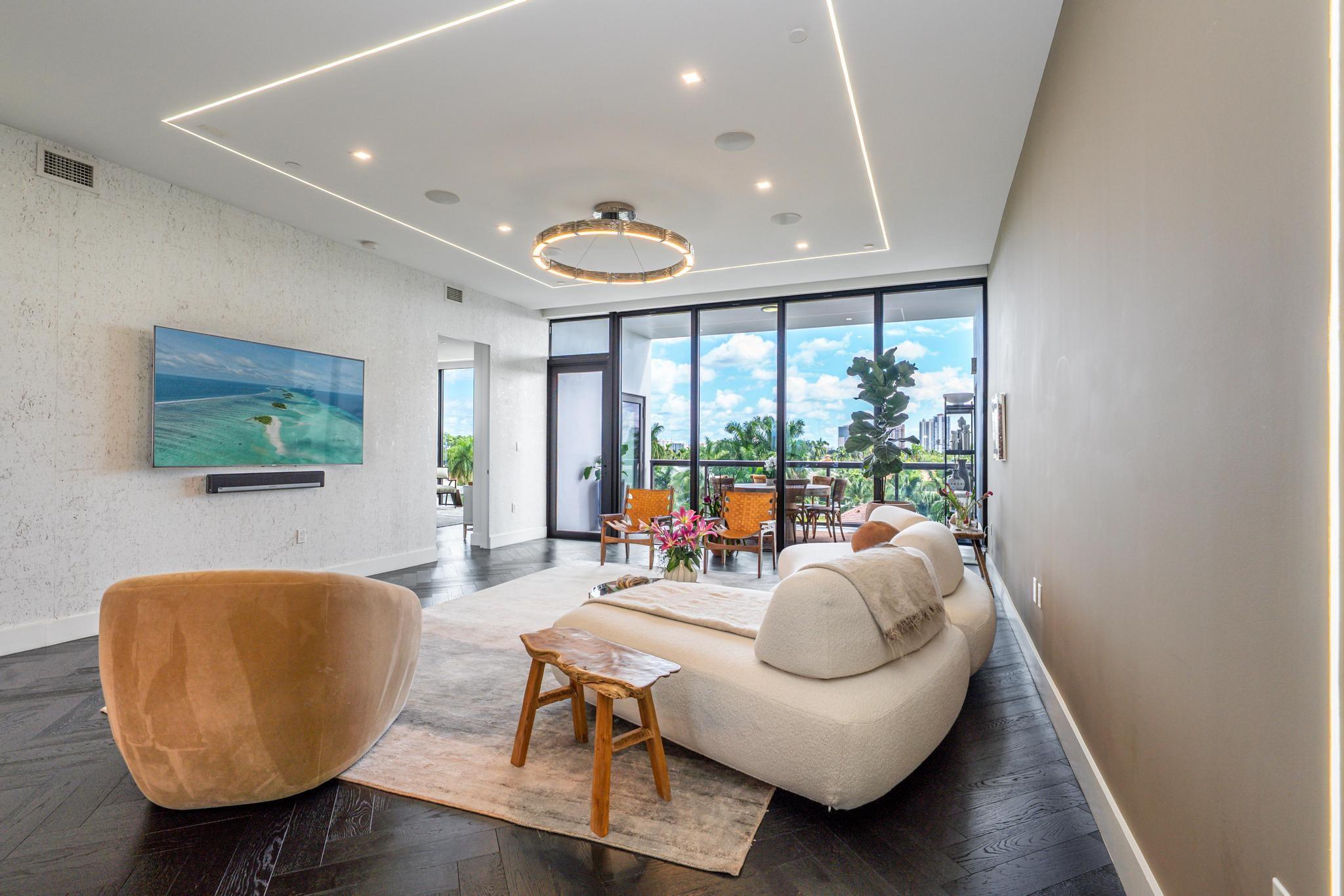 20 Isle Of Venice Dr Ph2 Property Photo 12