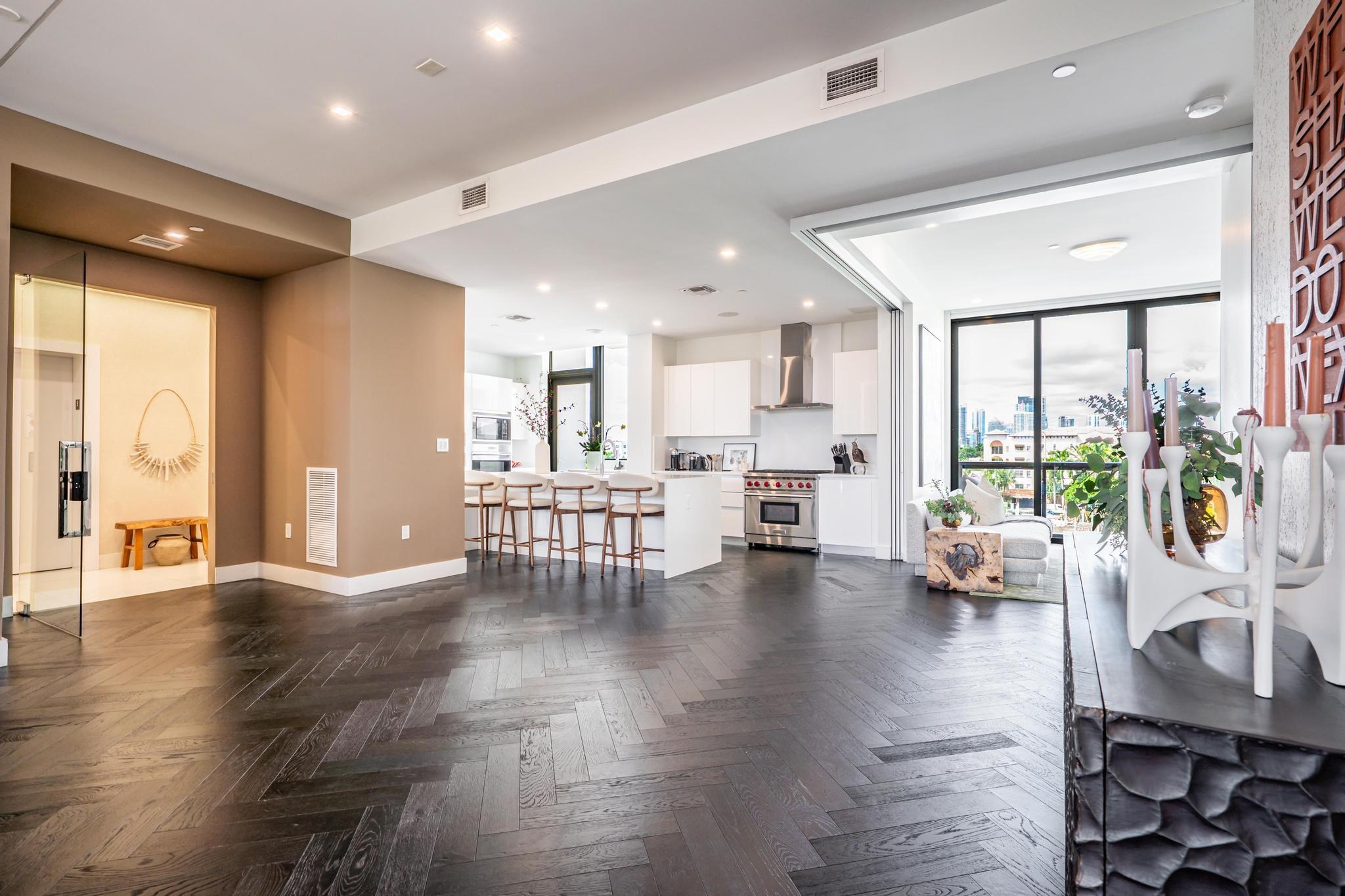 20 Isle Of Venice Dr Ph2 Property Photo 14