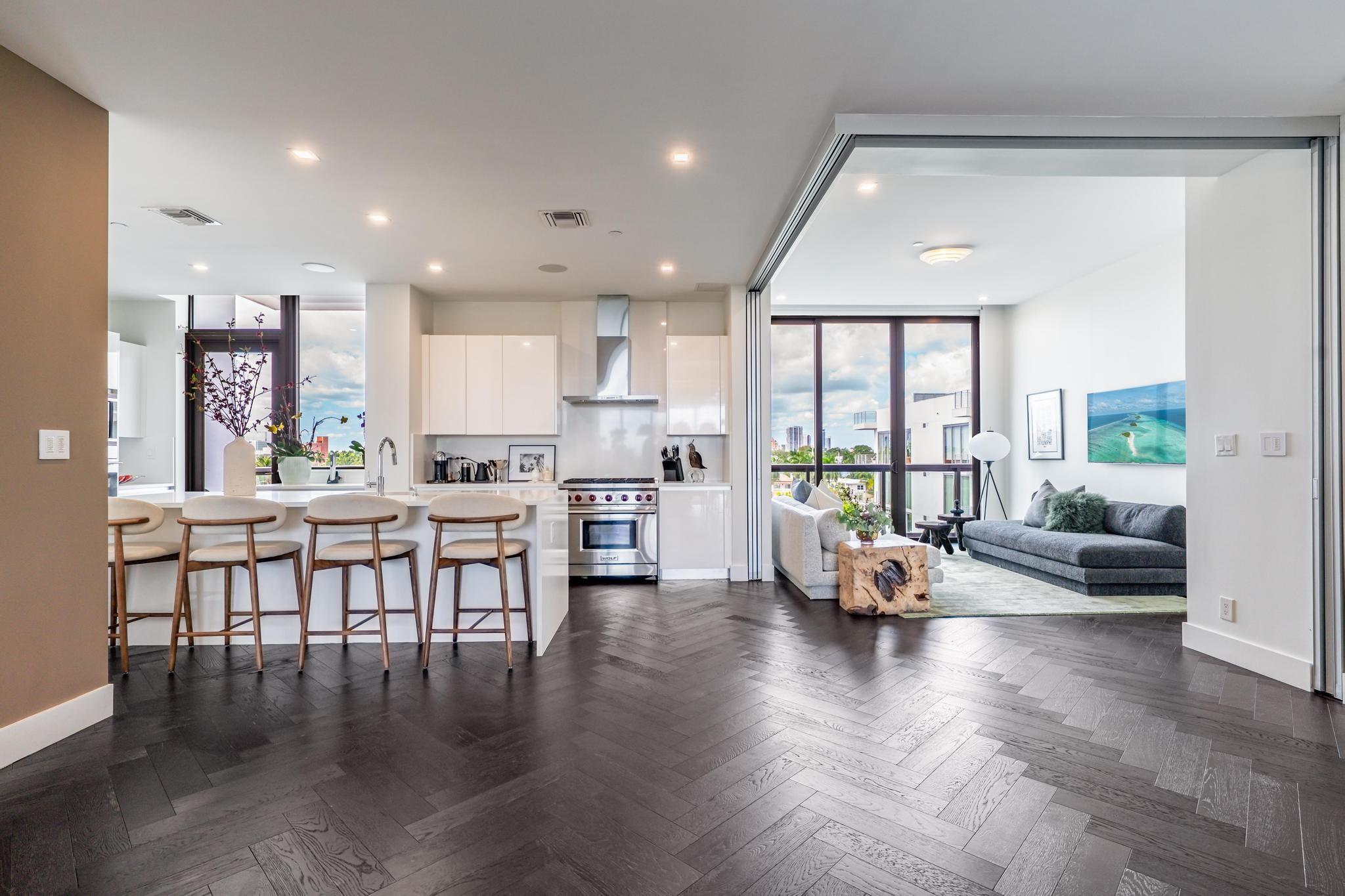 20 Isle Of Venice Dr Ph2 Property Photo 15