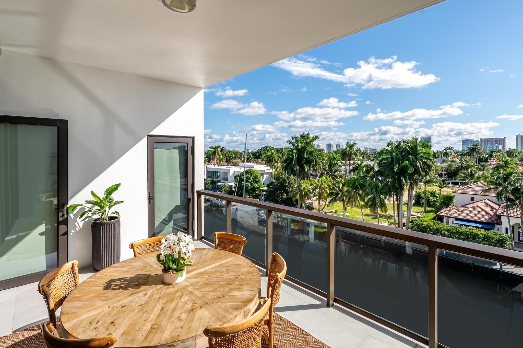 20 Isle Of Venice Dr Ph2 Property Photo 18