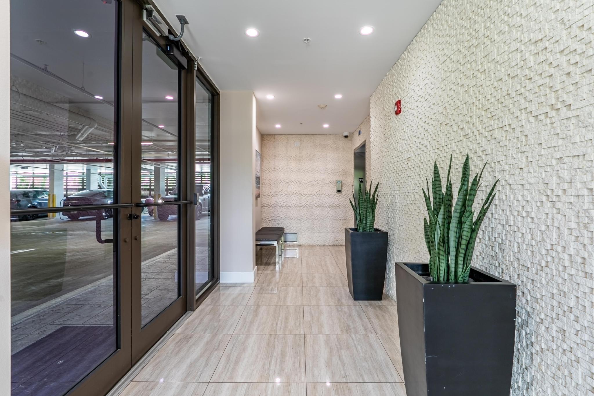 20 Isle Of Venice Dr Ph2 Property Photo 46