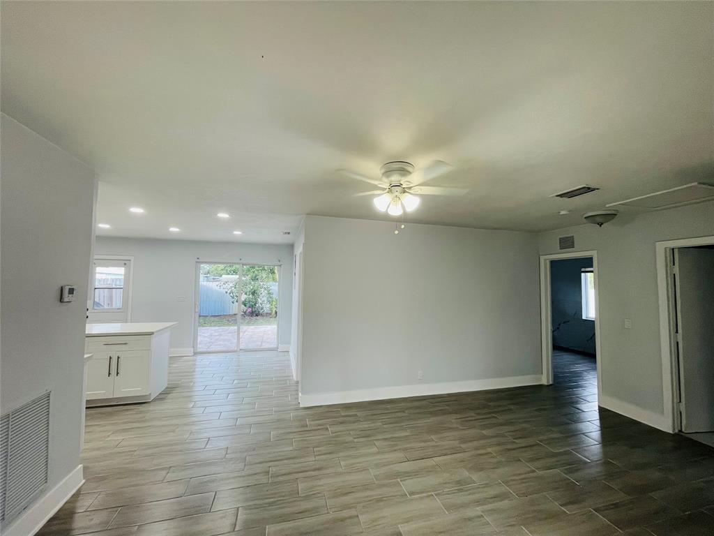 2231 Sw 14th St Property Photo 14