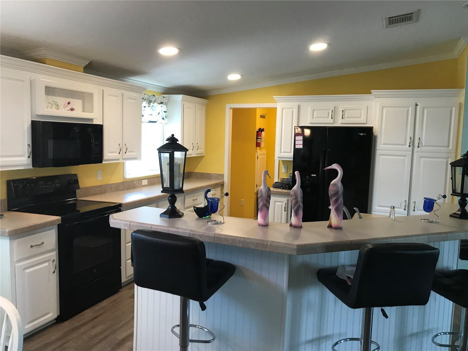 1081 6th Street Property Photo 9