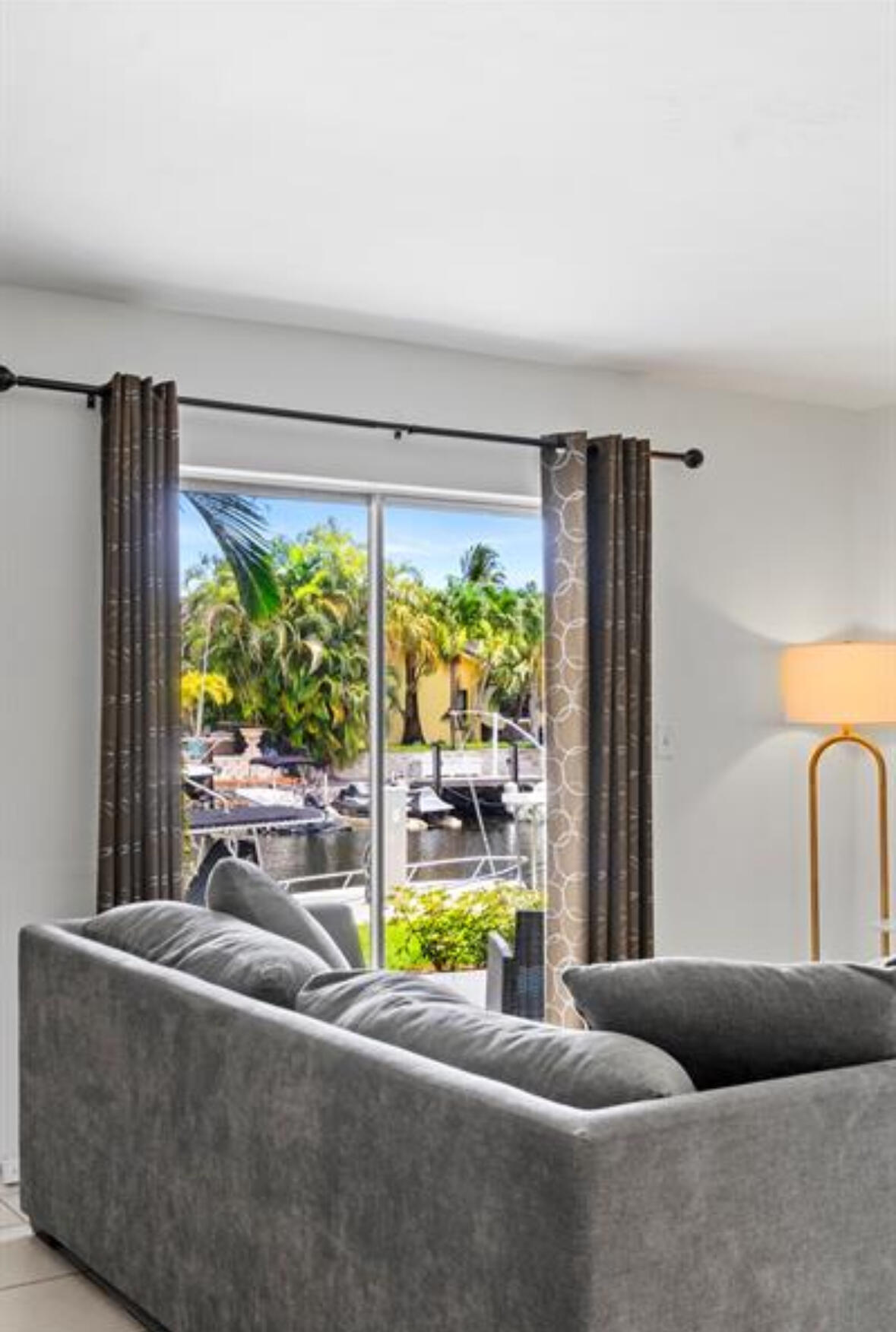 3860 Ne 23rd Avenue Property Photo 42