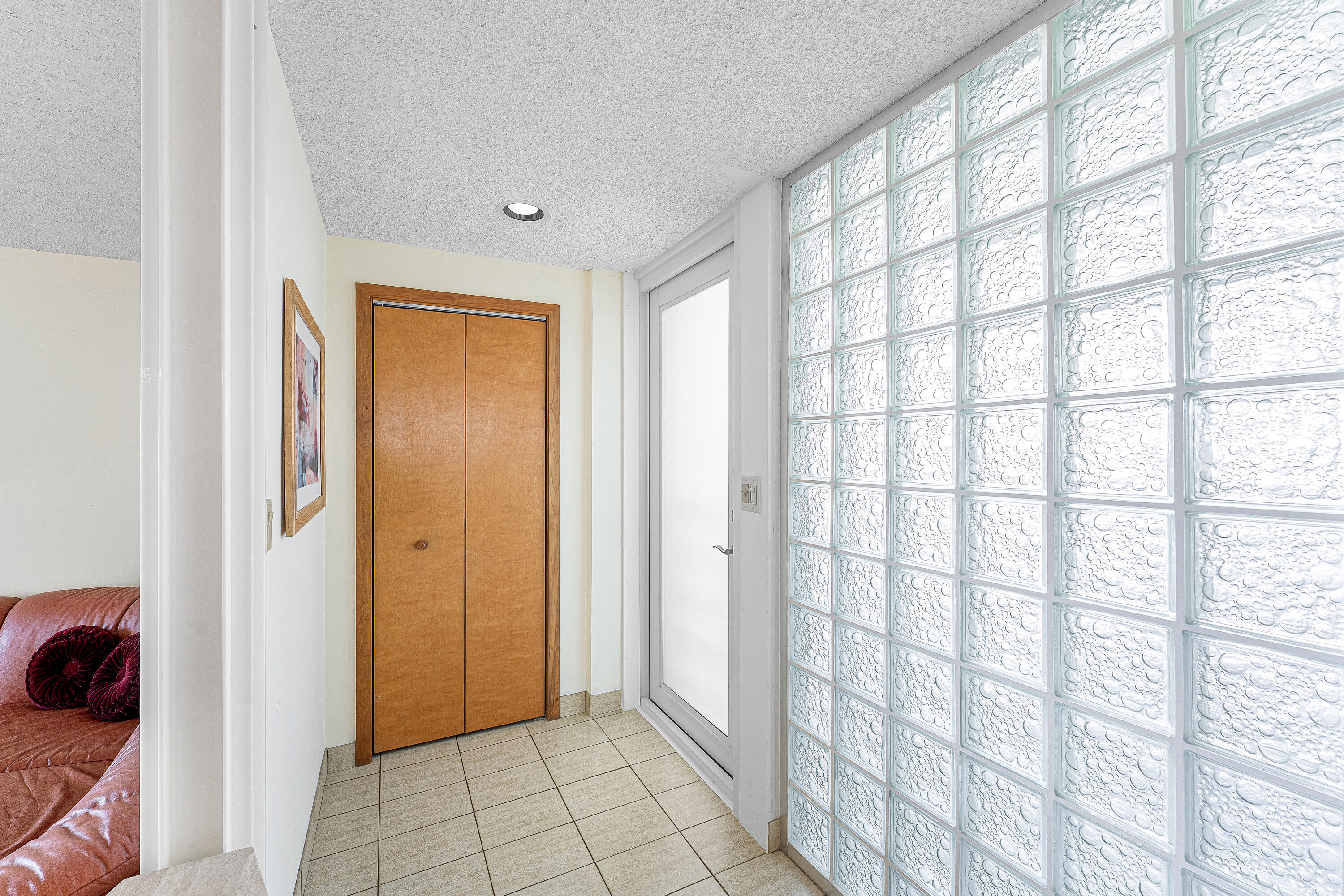 1900 S Ocean Drive 812 Property Photo 20