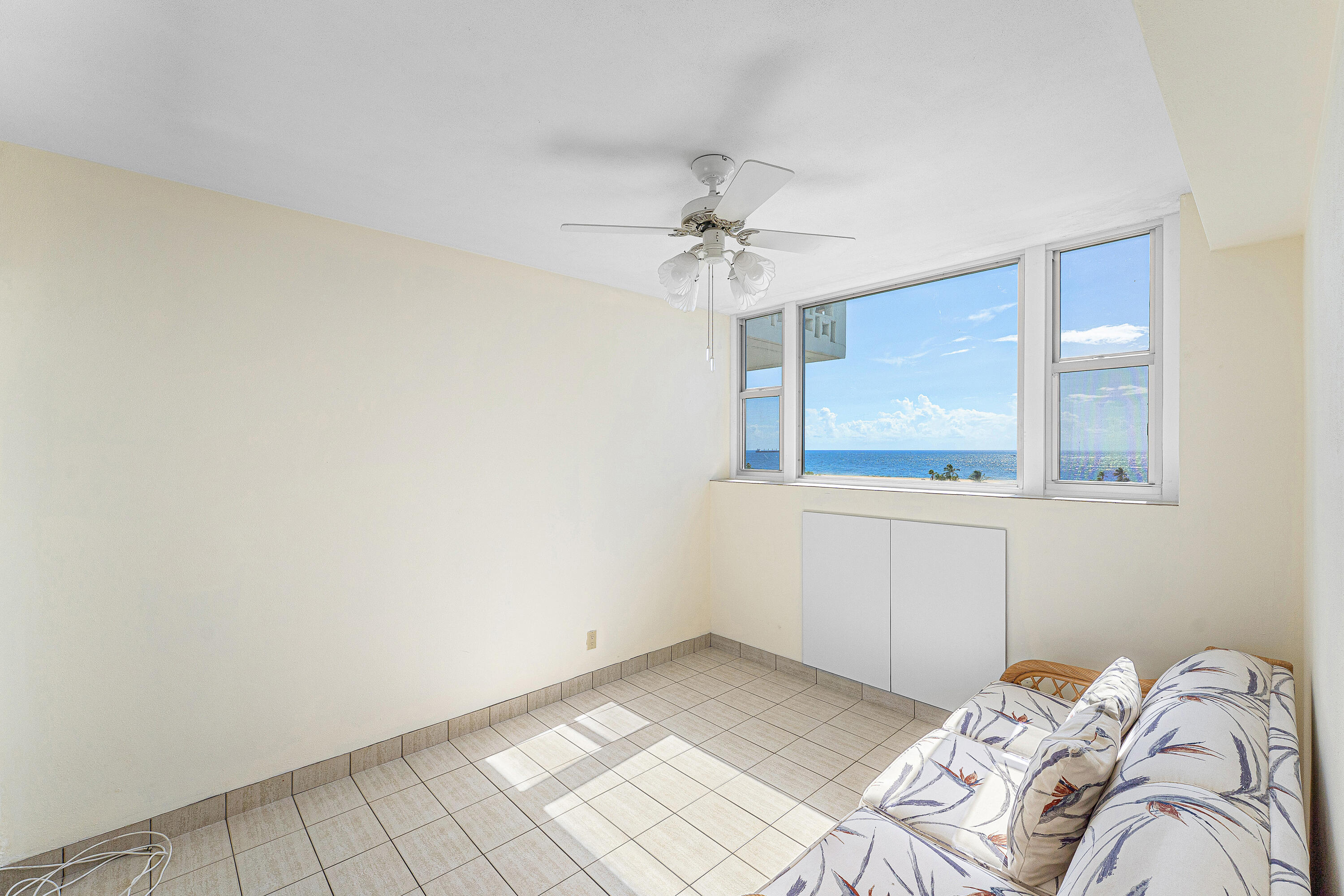 1900 S Ocean Drive 812 Property Photo 33