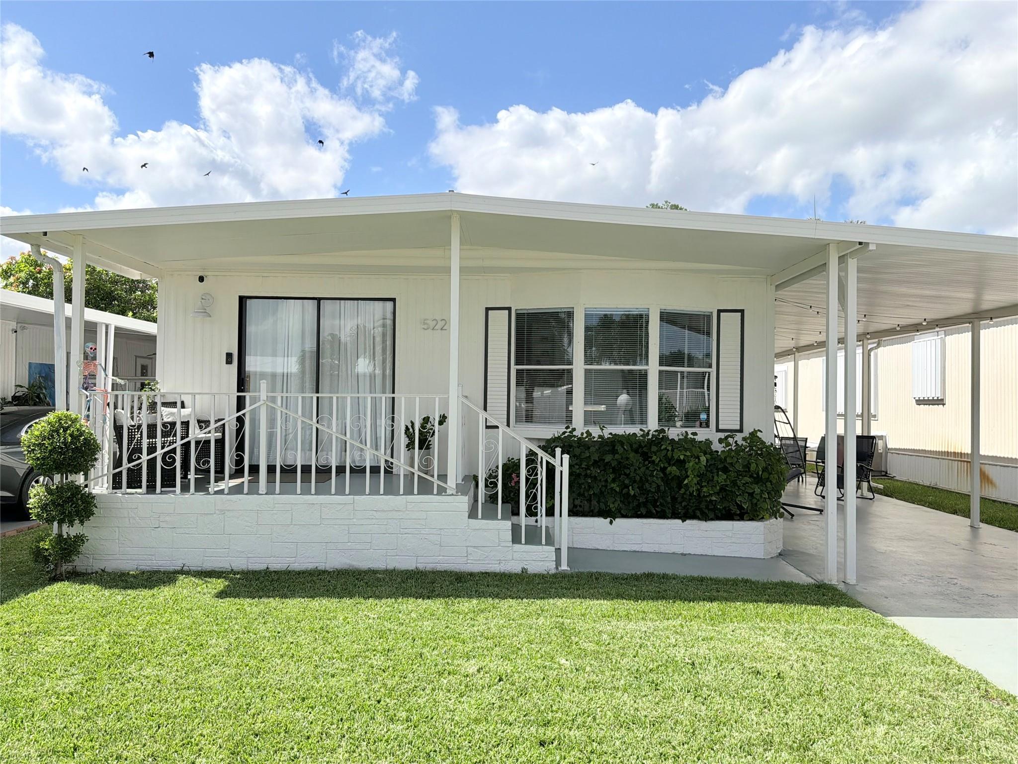 5221 Sw 25th Ave Property Photo 1