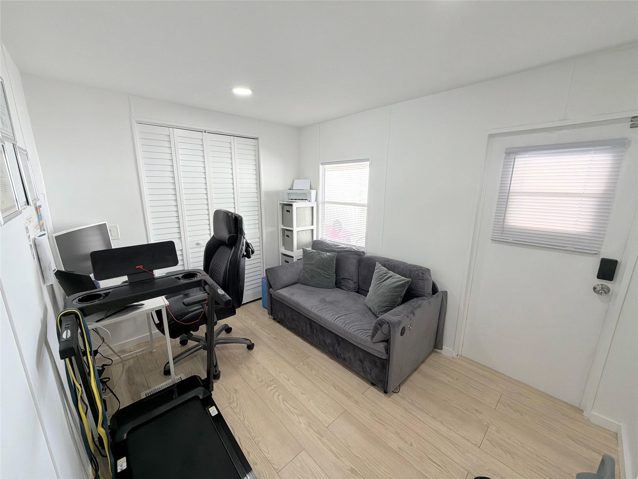 5221 Sw 25th Ave Property Photo 11