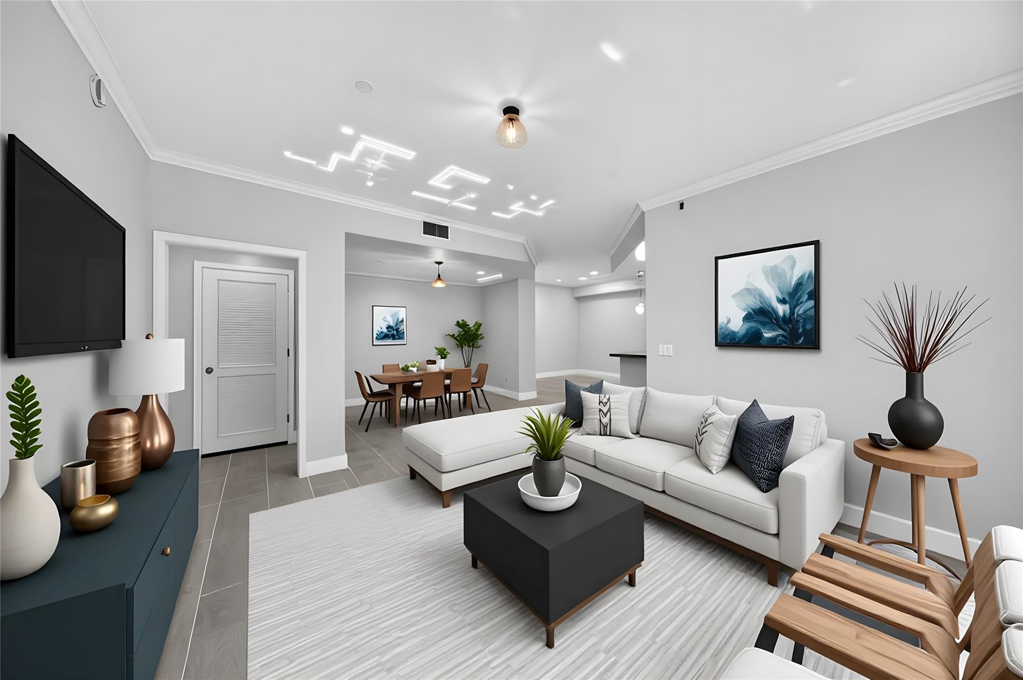 533 NE 3rd Ave 221 Property Photo 1