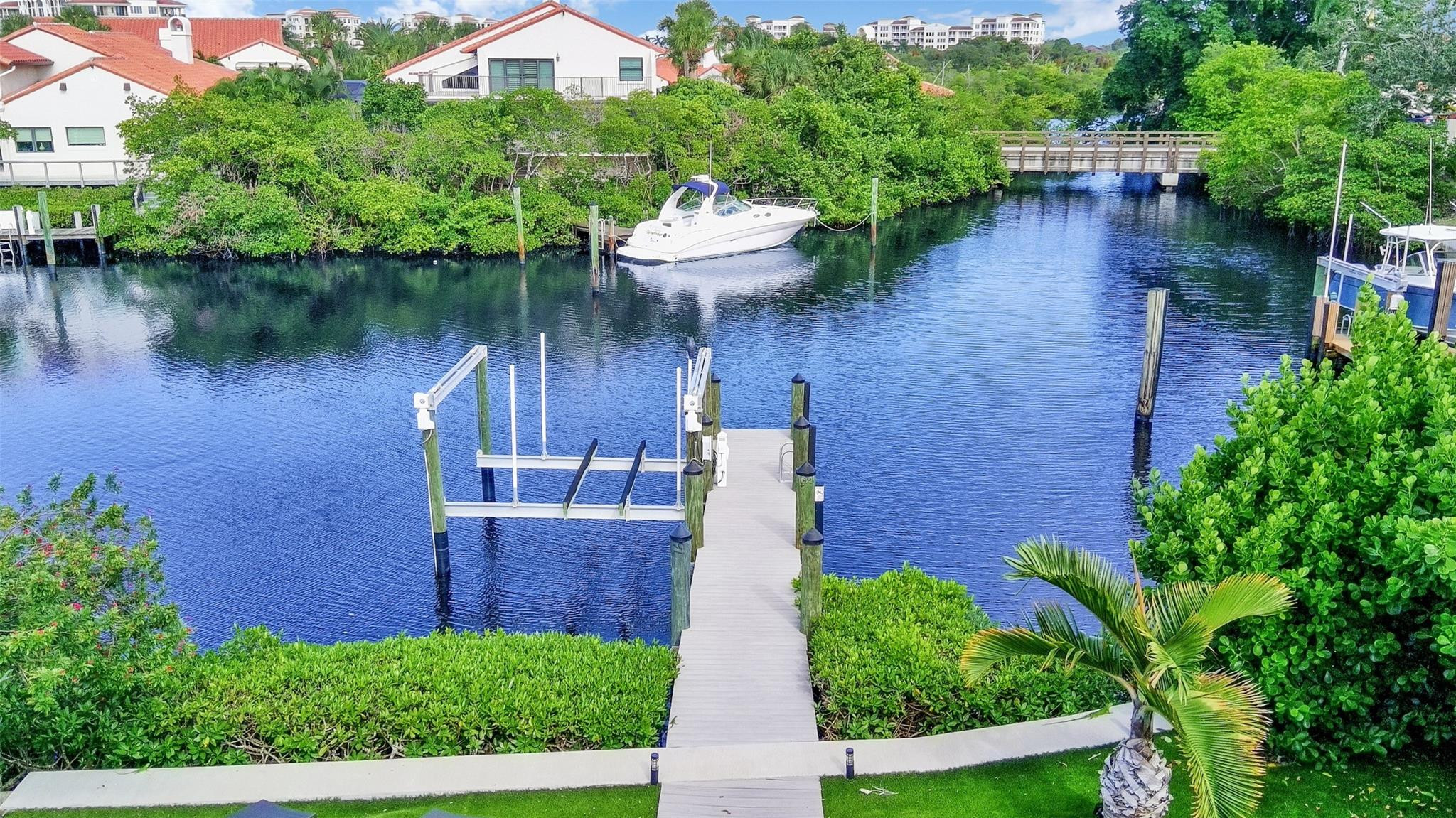 17026 Bay Street Property Photo 10