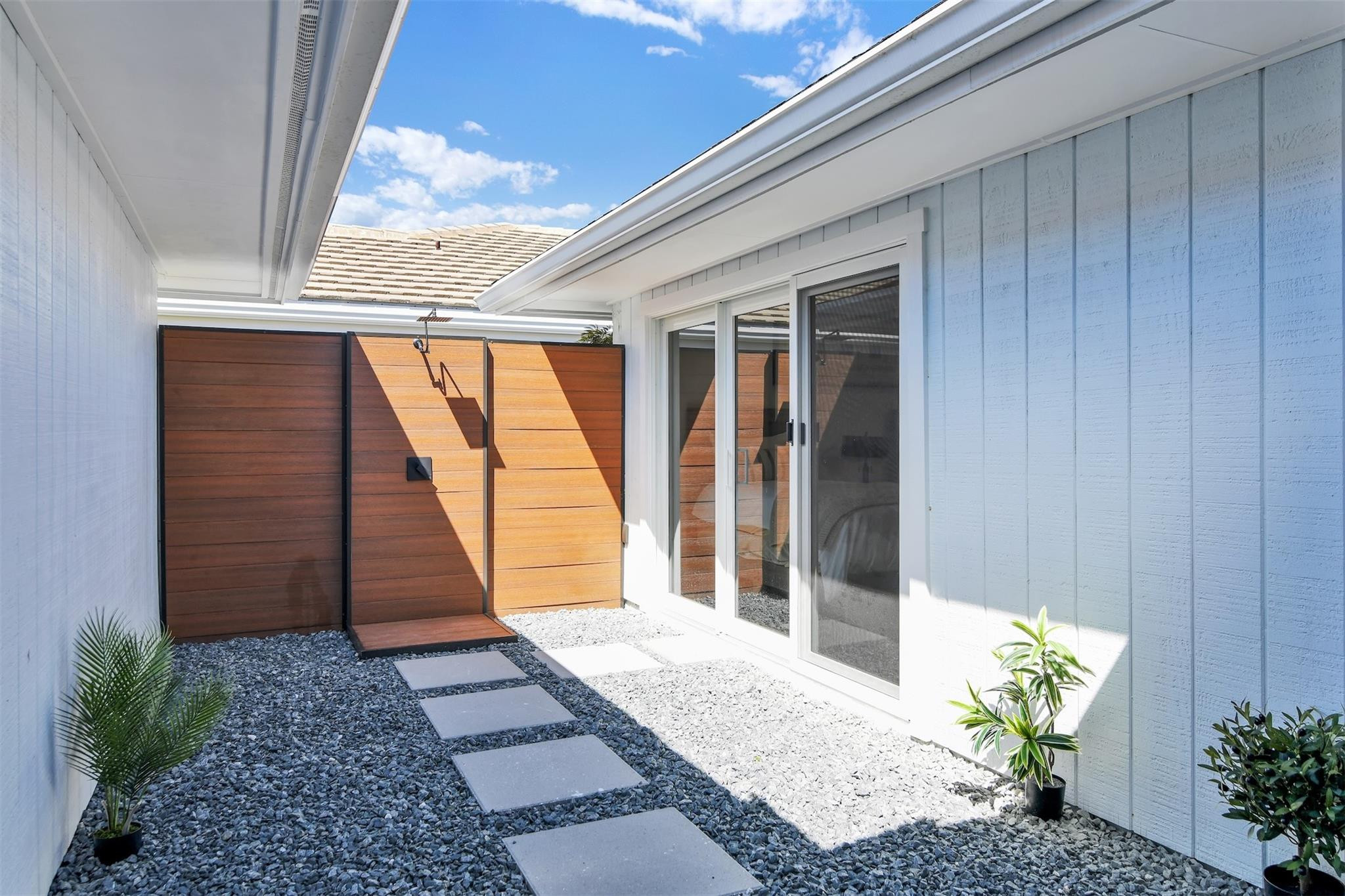17026 Bay Street Property Photo 19