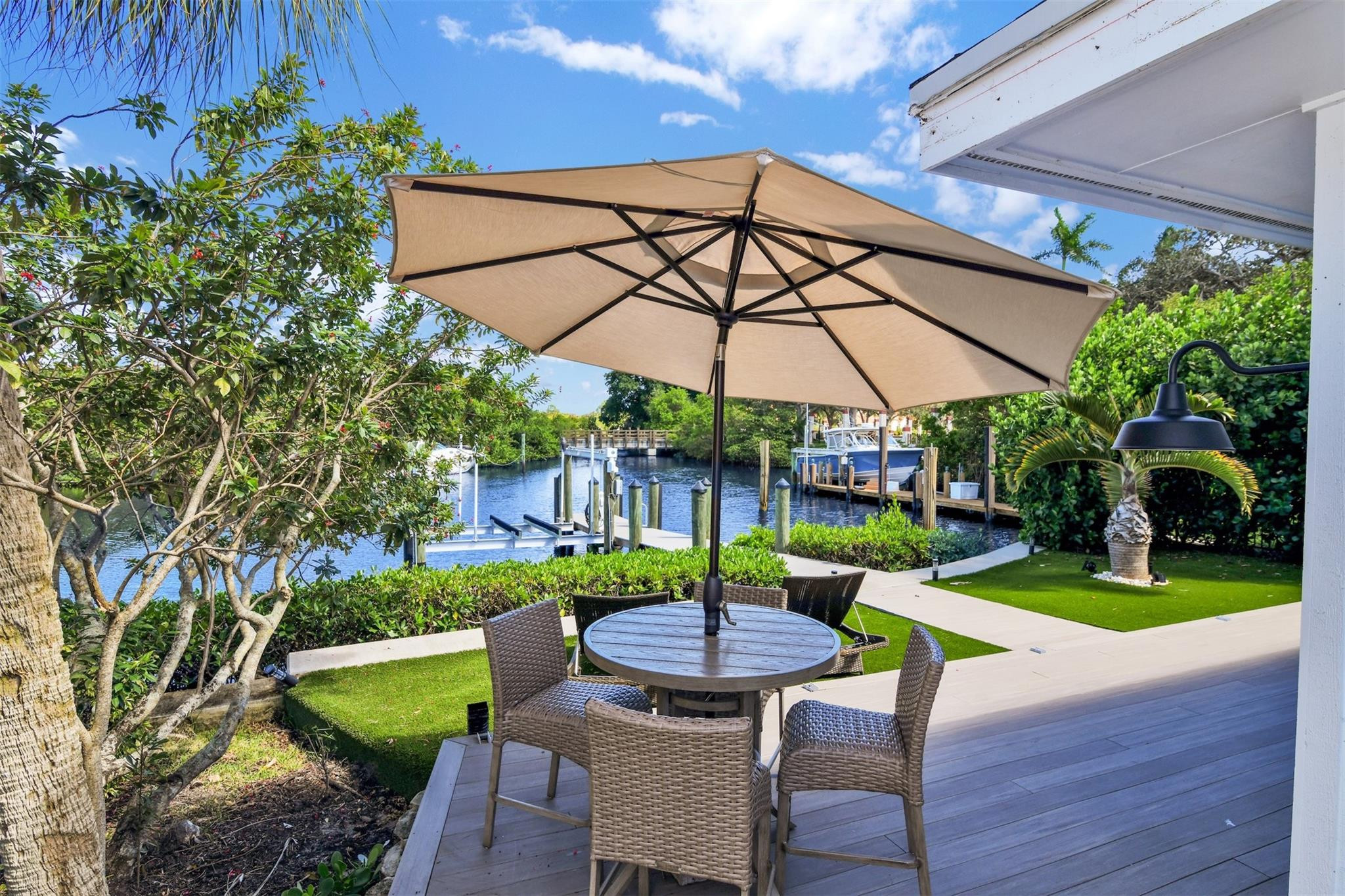 17026 Bay Street Property Photo 33